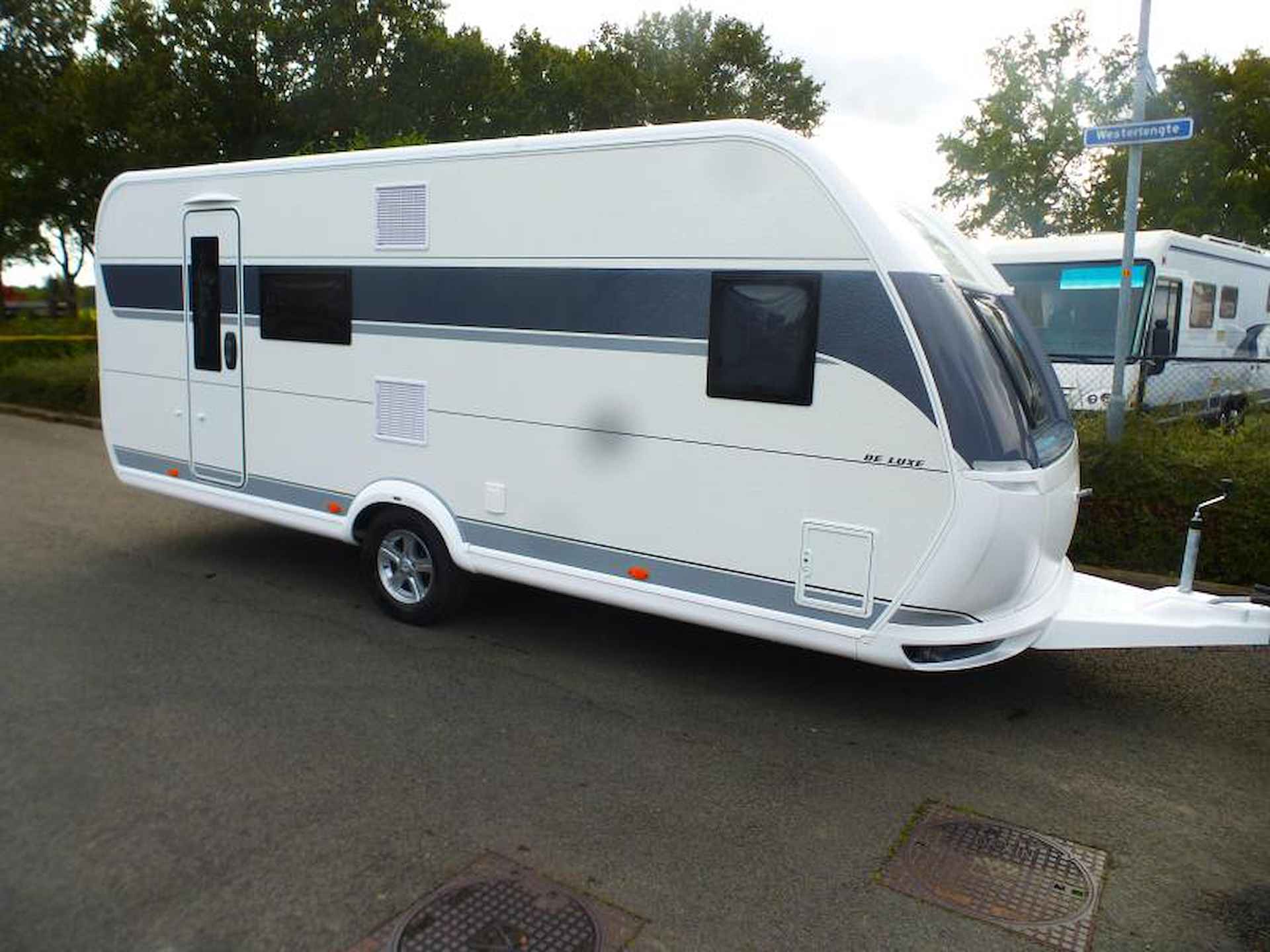 Hobby De Luxe 560 KMFE NIEUW MODEL 2025 - 6/16