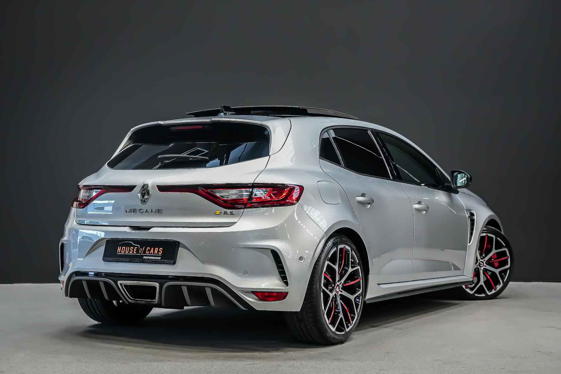 Renault Mégane RS Trophy 1.8 300pk TCe HANDGESCHAKELD |panoramadak|Bose|head-up display|adaptive cruise control|blind spot|Apple Carplay & Android Auto|19"| - 2/44