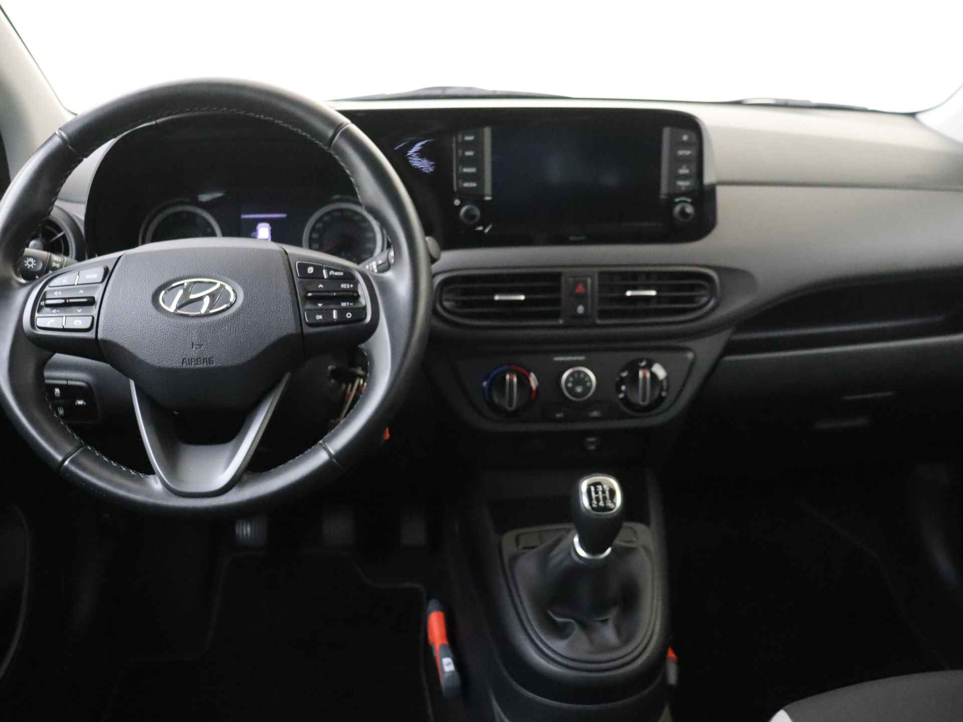 Hyundai i10 1.0 Comfort | Navigatie | Camera | Apple Carplay | Two Tone - 6/39