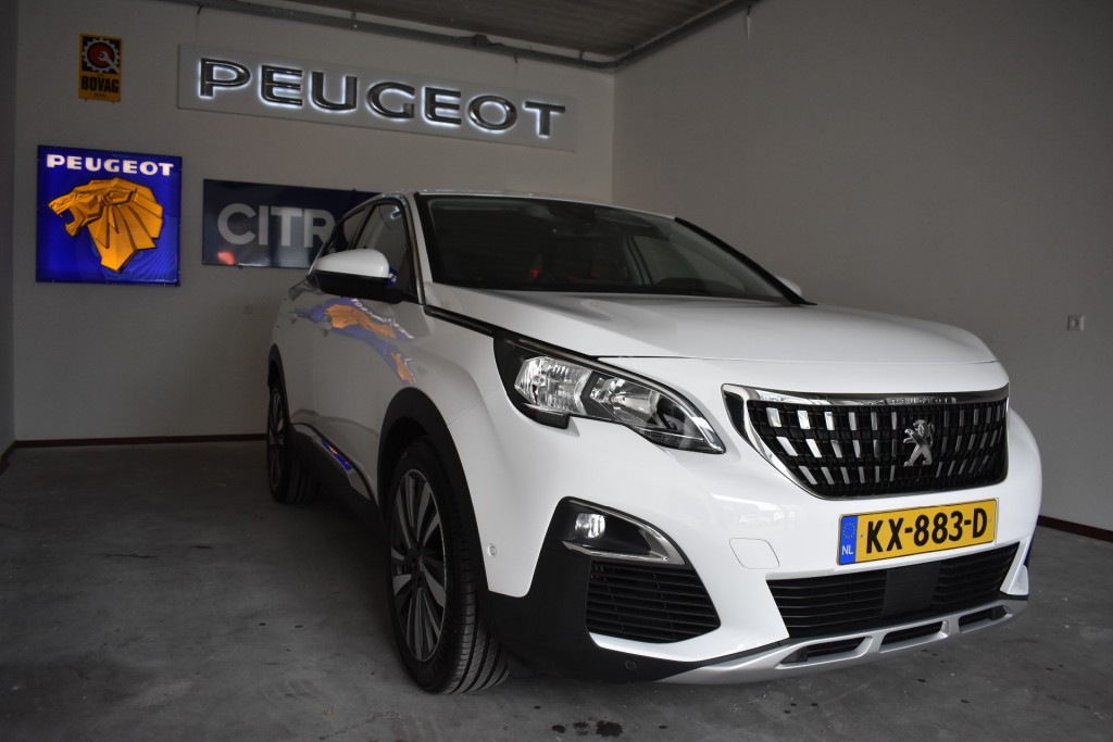 PEUGEOT 3008 1.2 Pure Tech Premiere 130 Pk.