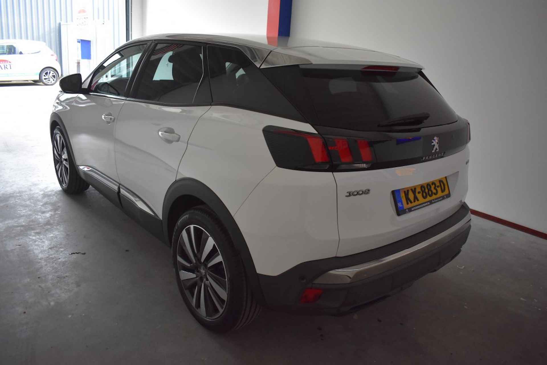 PEUGEOT 3008 1.2 Pure Tech Premiere 130 Pk. - 4/15