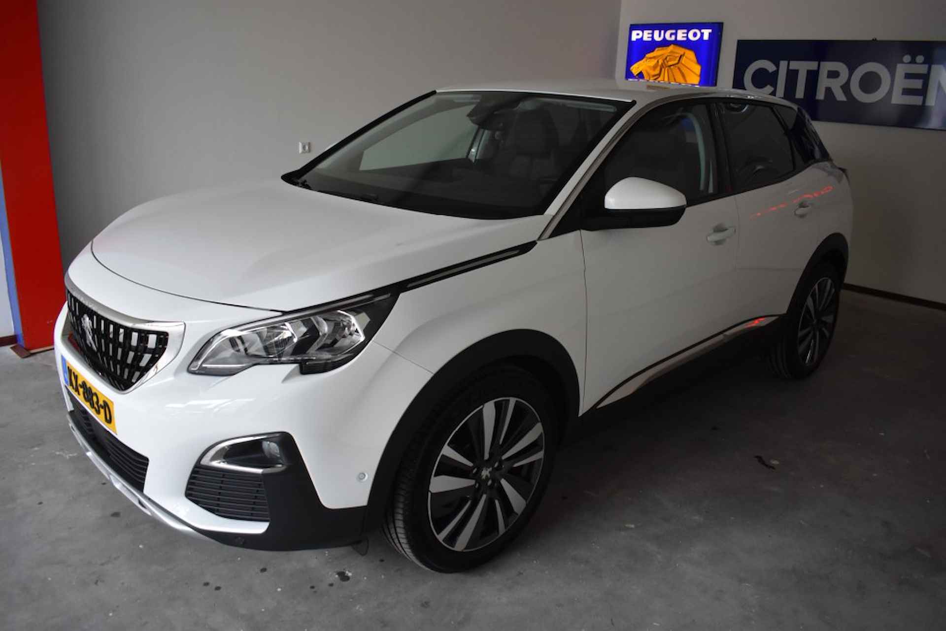 PEUGEOT 3008 1.2 Pure Tech Premiere 130 Pk. - 5/15