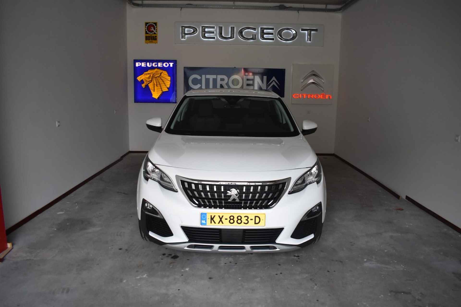 PEUGEOT 3008 1.2 Pure Tech Premiere 130 Pk. - 6/15