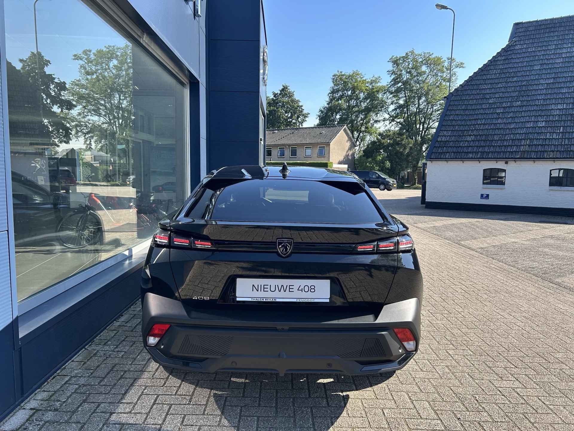 Peugeot 408 1.2 Turbo Allure 130 PK EAT8 Automaat | 2024 Auto | Navigatie | AGR Comfortstoel | 19 Inch Lichtmetalen Velgen | Stoelverwarming | Camera | Climate Control | LED Verlichting | Keyless Entry | - 6/43