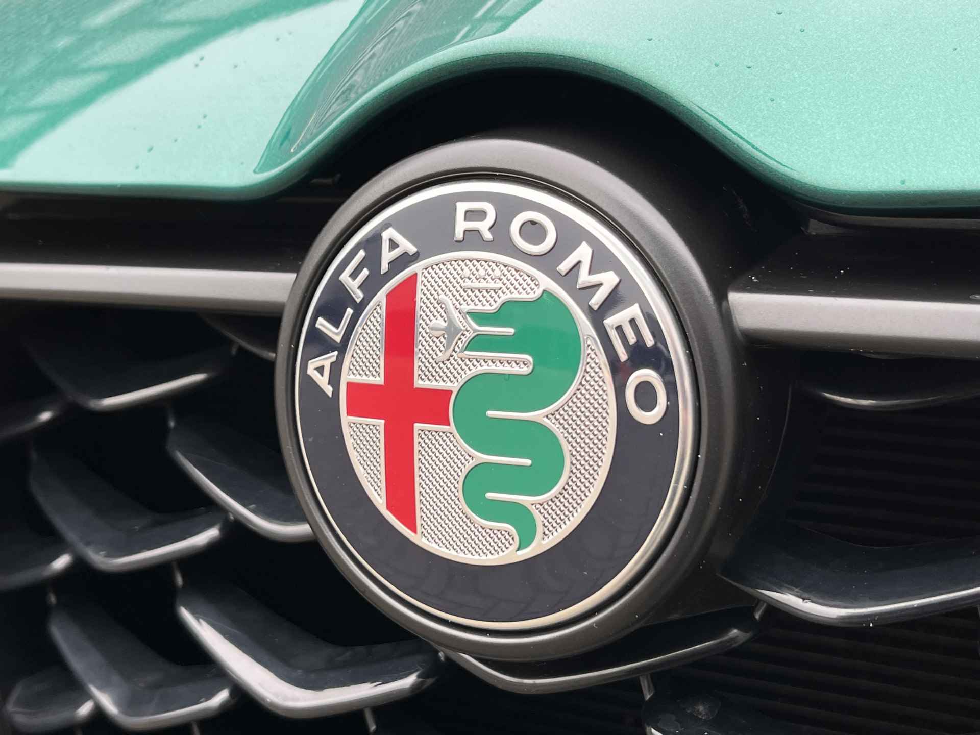 Alfa Romeo Tonale 1.5T Hybrid Edizione Speciale | Leder | Harman Kardon Audio | Winter Pack - 13/58