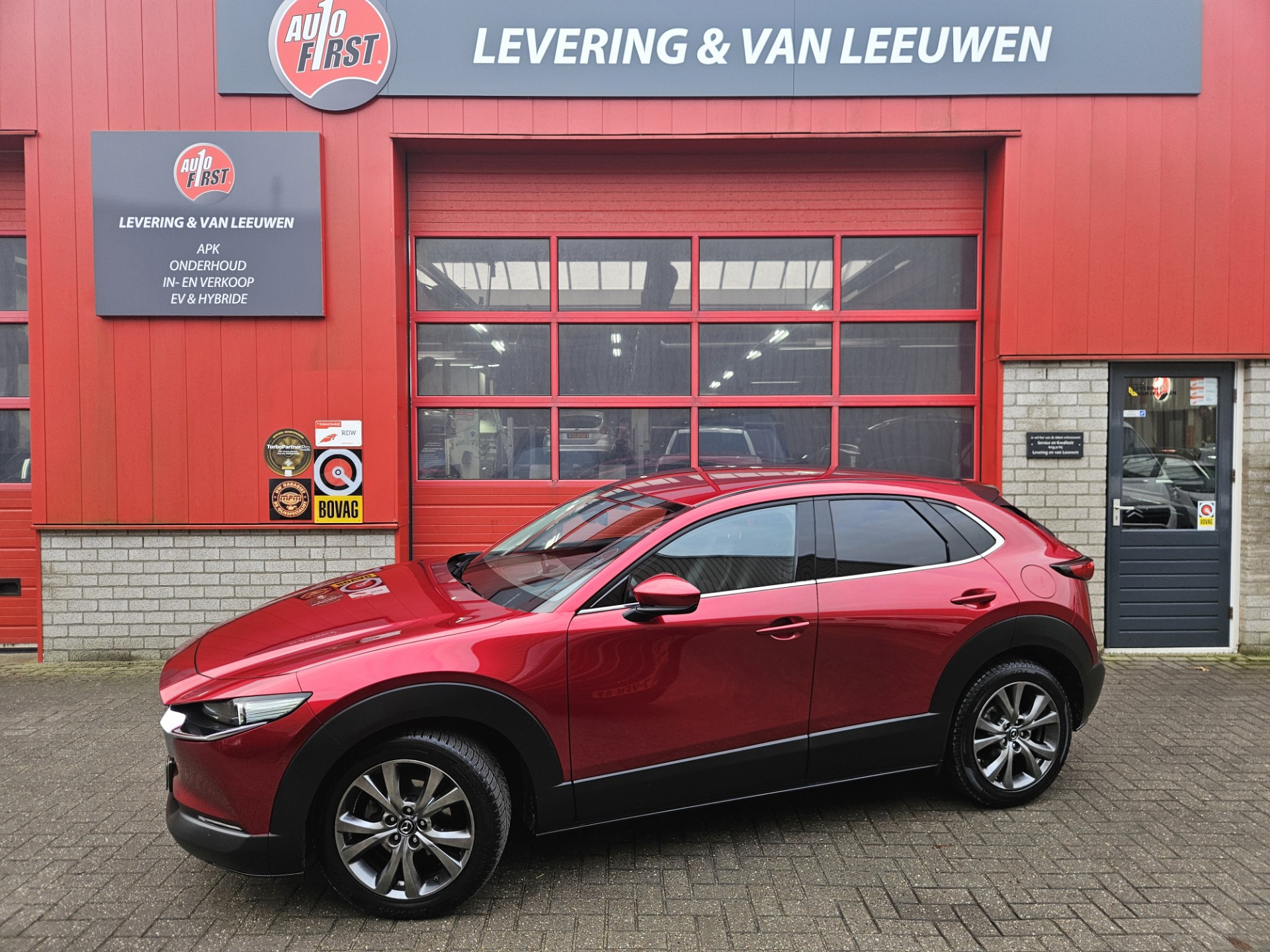 Mazda CX-30 2.0 e-SkyActiv-X M Hybrid Luxury Automaat/ Lederen Bekleding/ Navigatie/ Trekhaak/ Rijklaarprijs!