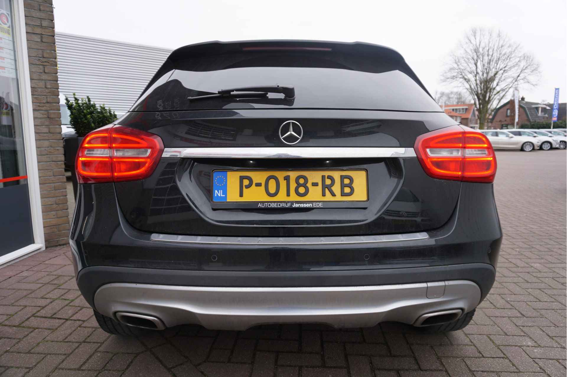 Mercedes-Benz GLA 200 Prestige Automaat - 10/22