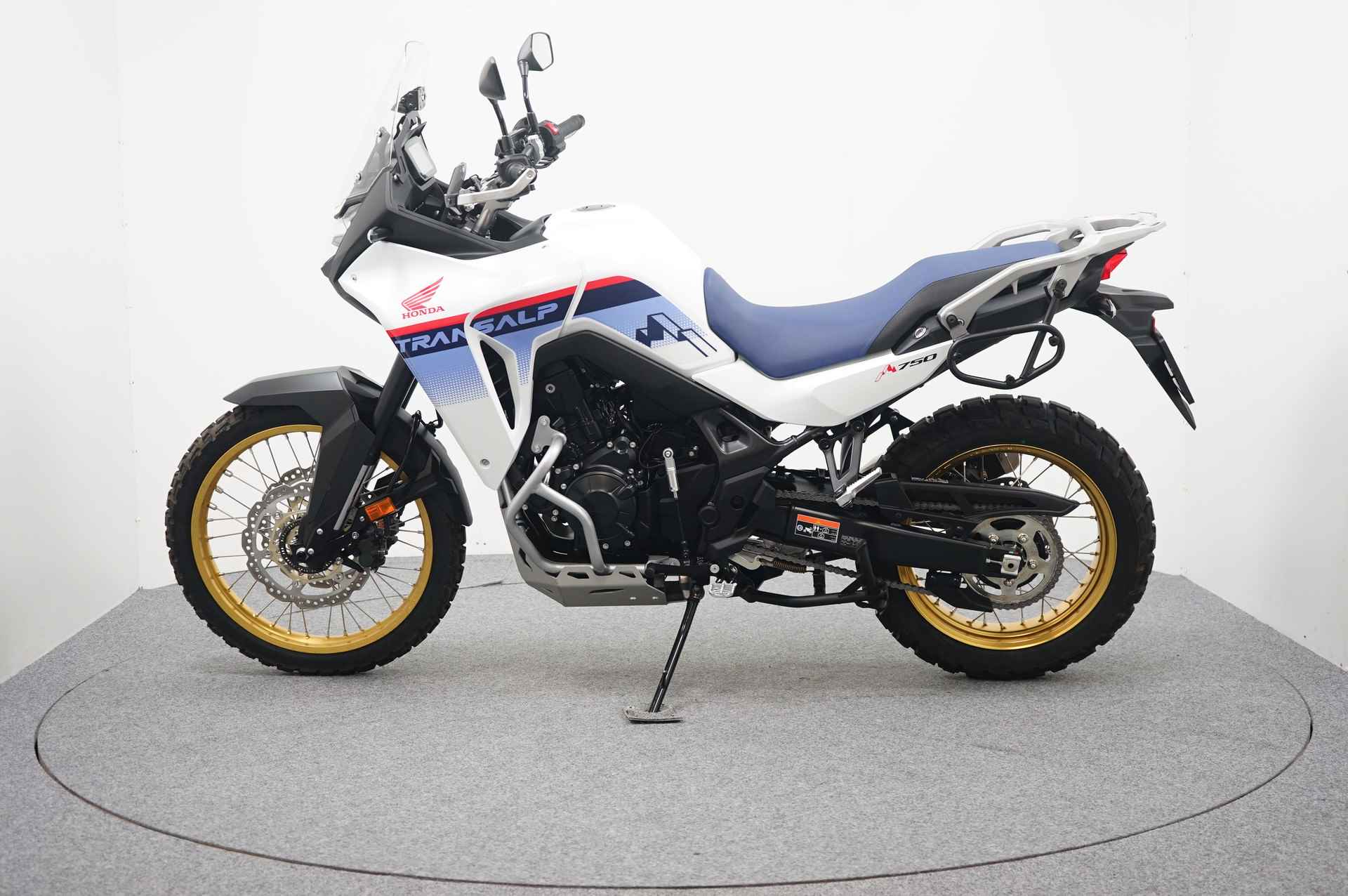 Honda XL 750 TRANSALP - 5/22