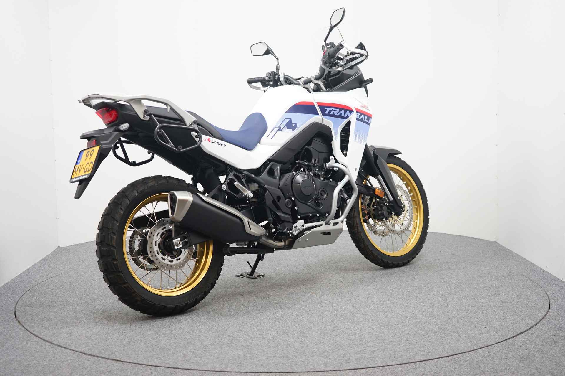 Honda XL 750 TRANSALP - 8/22