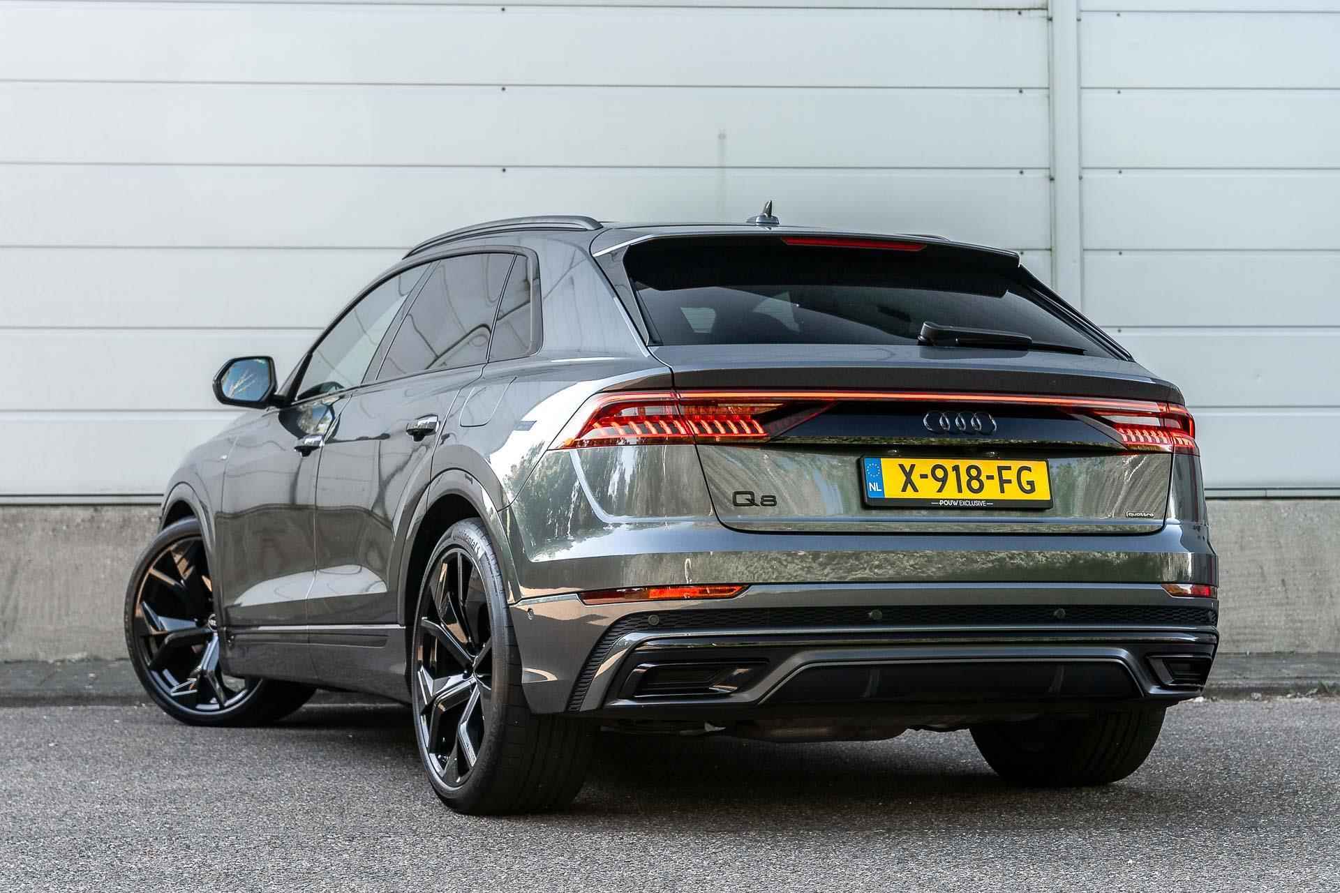 Audi Q8 55 TFSIe 381pk Quattro S-Line Edition | Panoramadak | B&O | 23" | Trekhaak - 12/55