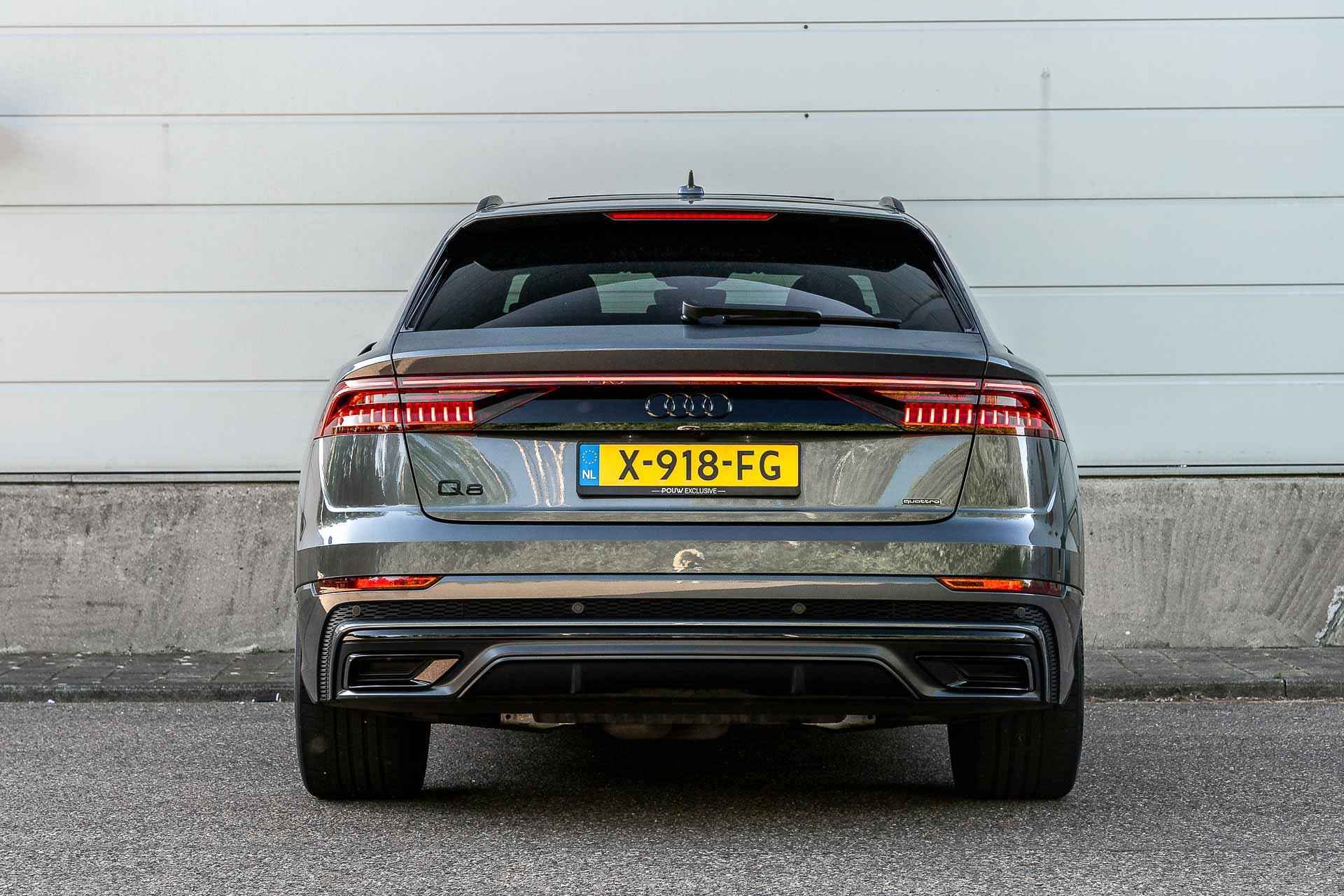 Audi Q8 55 TFSIe 381pk Quattro S-Line Edition | Panoramadak | B&O | 23" | Trekhaak - 13/55