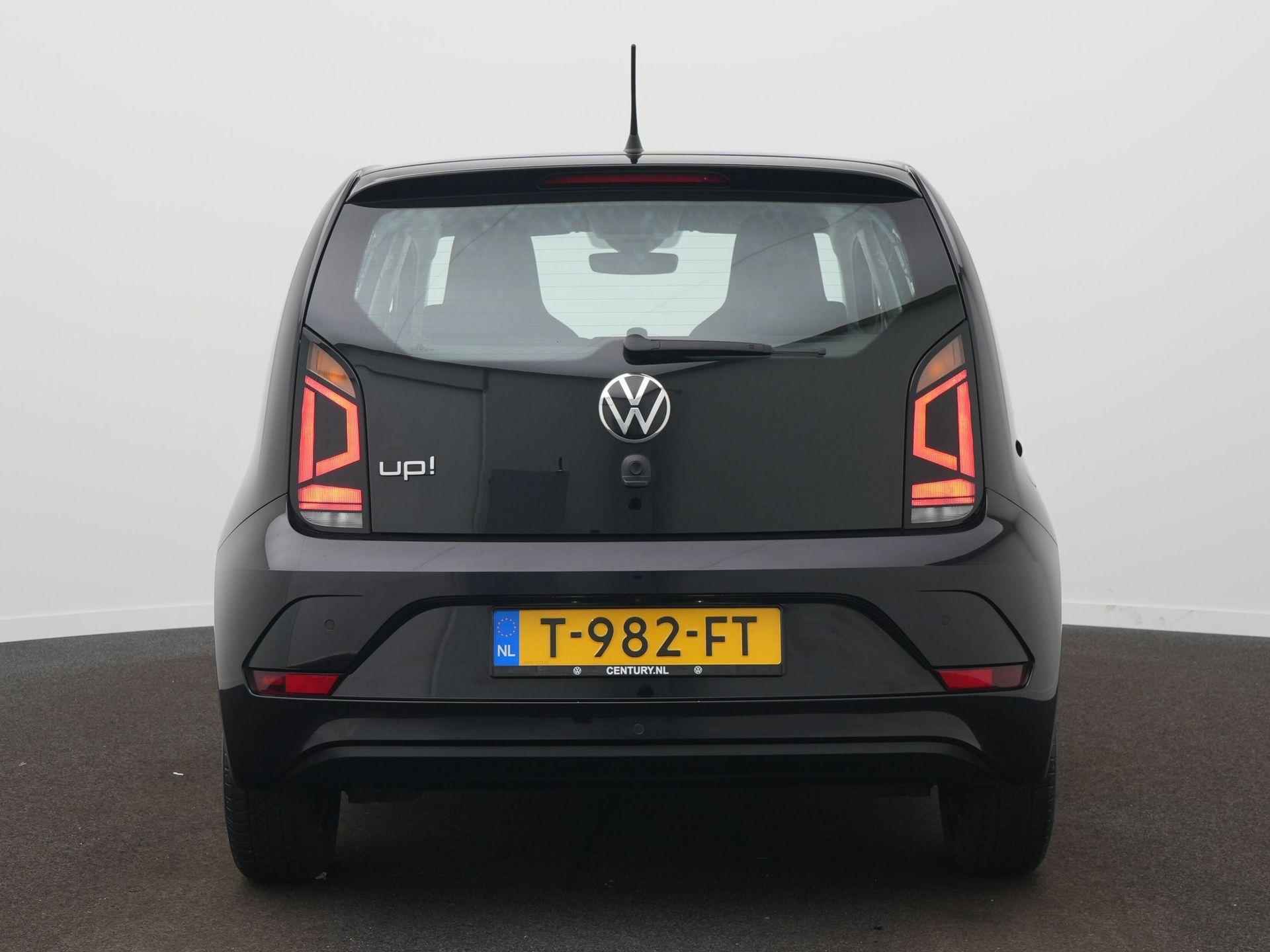 Volkswagen Up! 1.0 / Cruise / Camera / Climate - 6/31