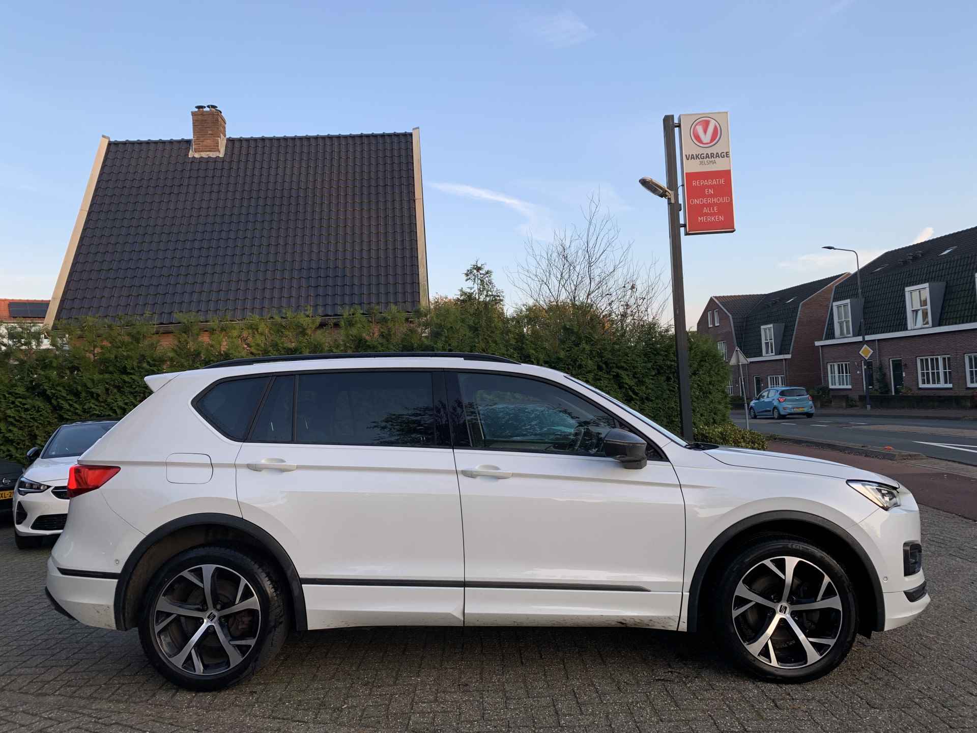 SEAT Tarraco e-Hybrid PHEV FR-line Aut. Trekhaak | Navi & CarPlay | Camera - 8/31