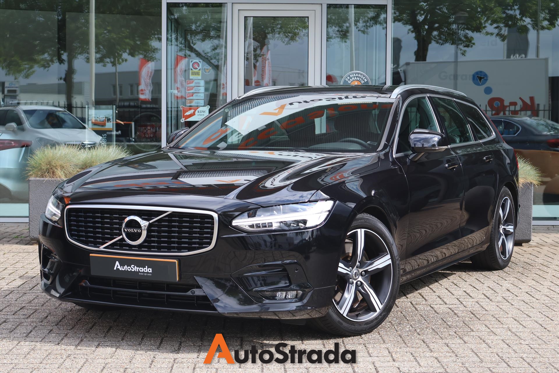 Volvo V90 T4 R-DESIGN 190pk | Stoelverwarming | LED | Harman&Kardon | Navi I Memory