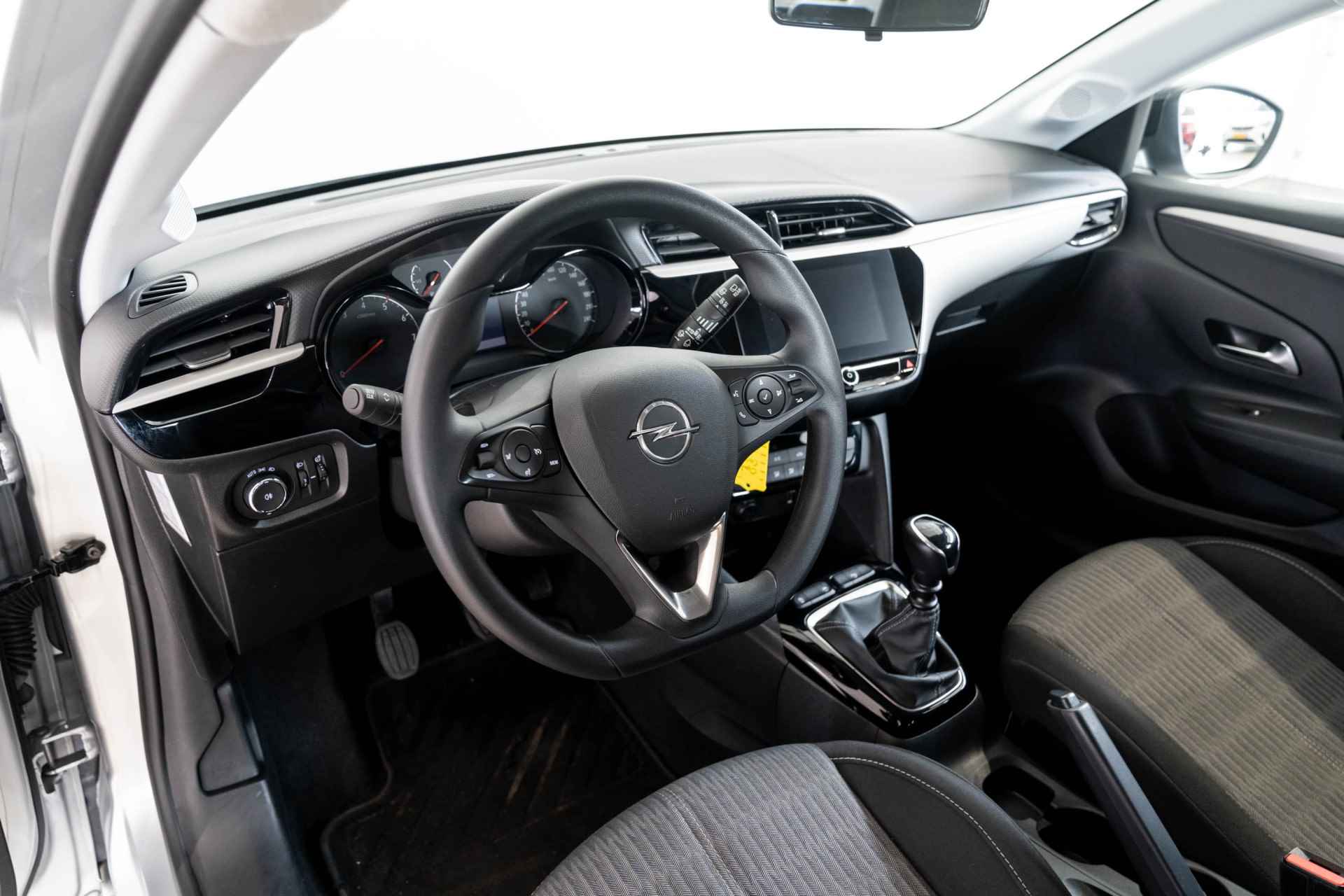 Opel Corsa 1.2 Turbo 100 PK Edition | 1e Eigenaar | Origineel NL Auto | Apple Carplay & Android Auto | Parkeersensoren | Airco | - 12/31