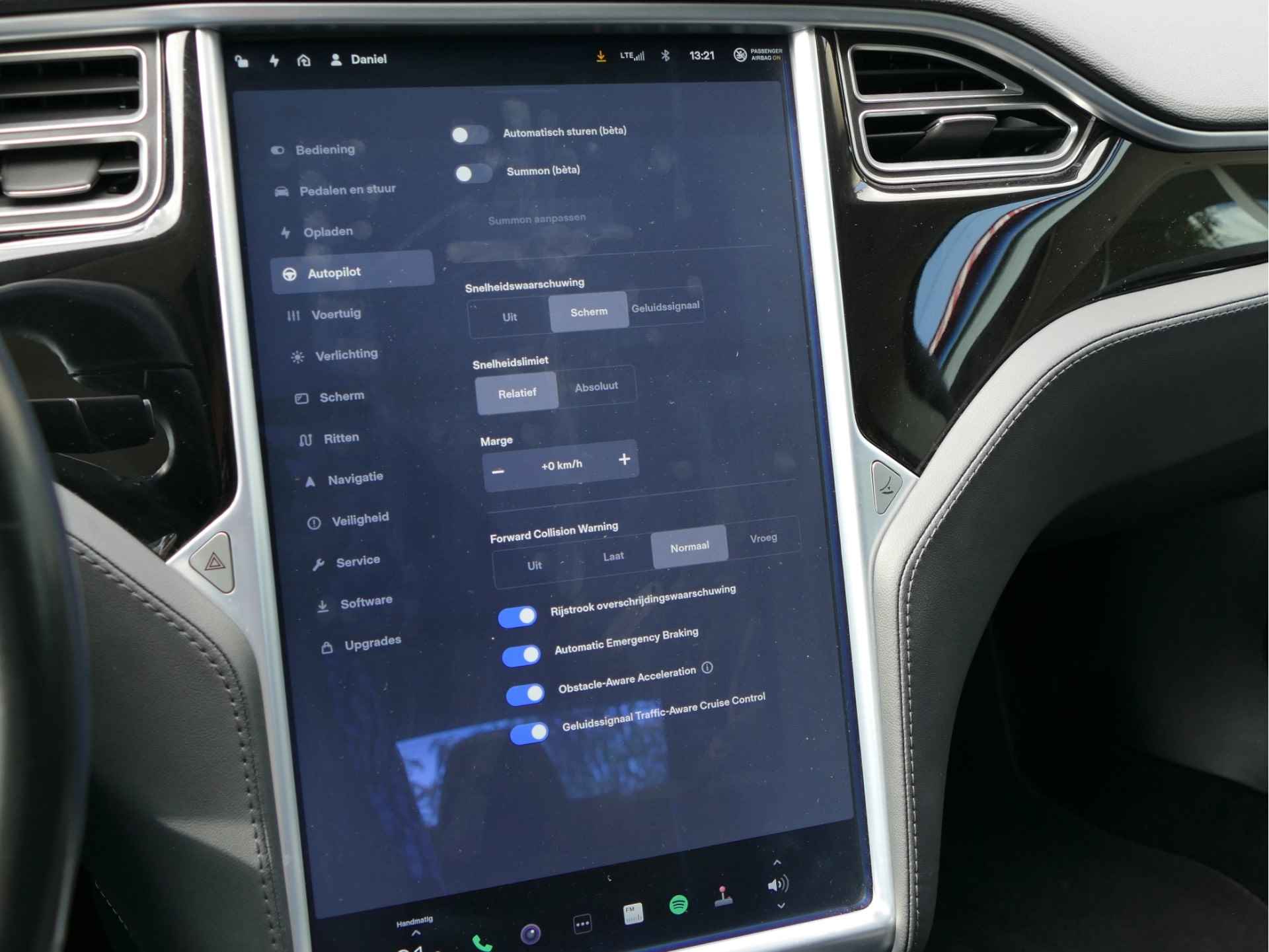 Tesla Model S 70D | elektrisch panoramadak | FREE CHARGE | stoelverwarming | camera - 46/61