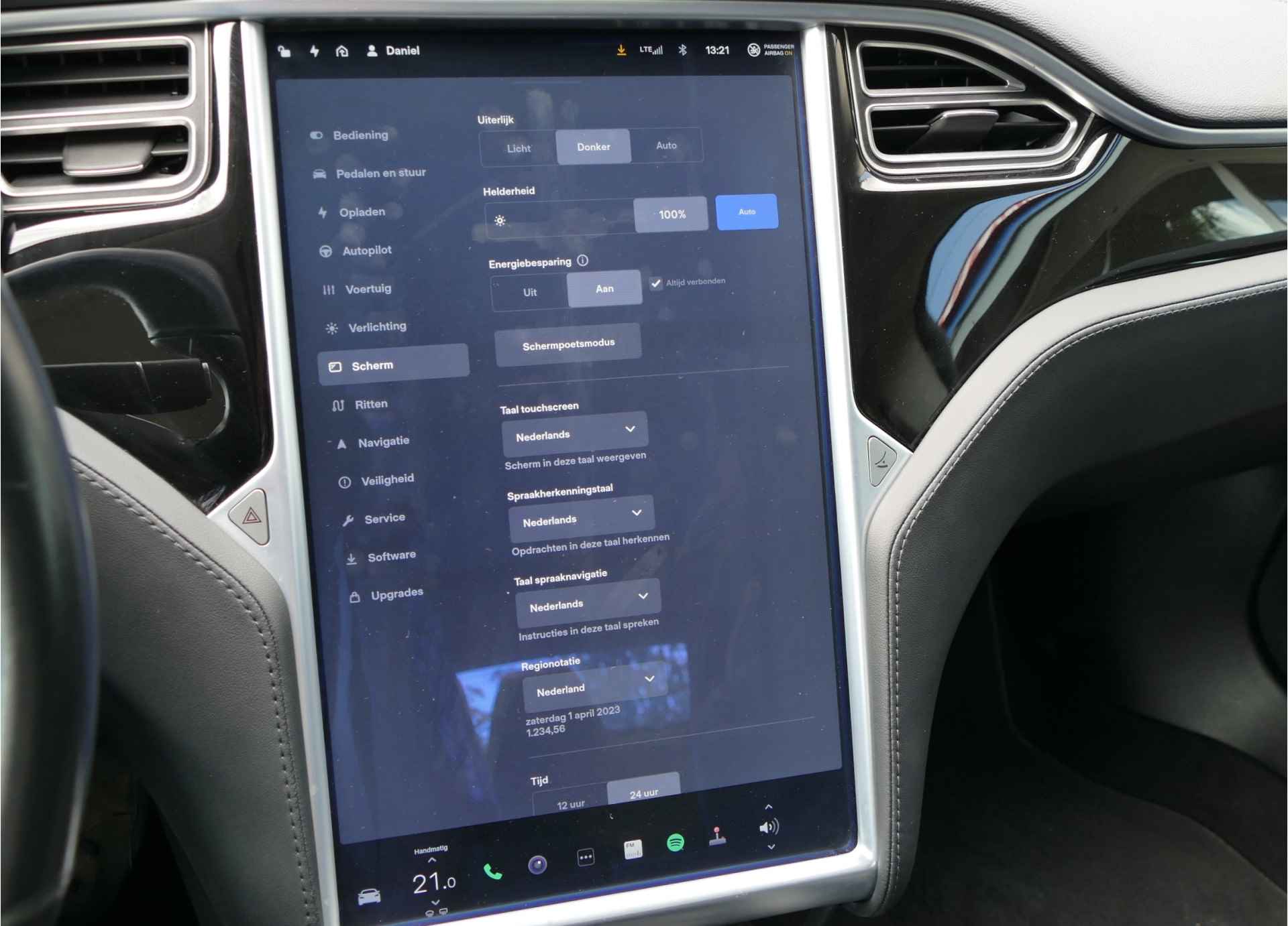 Tesla Model S 70D | elektrisch panoramadak | FREE CHARGE | stoelverwarming | camera - 49/61