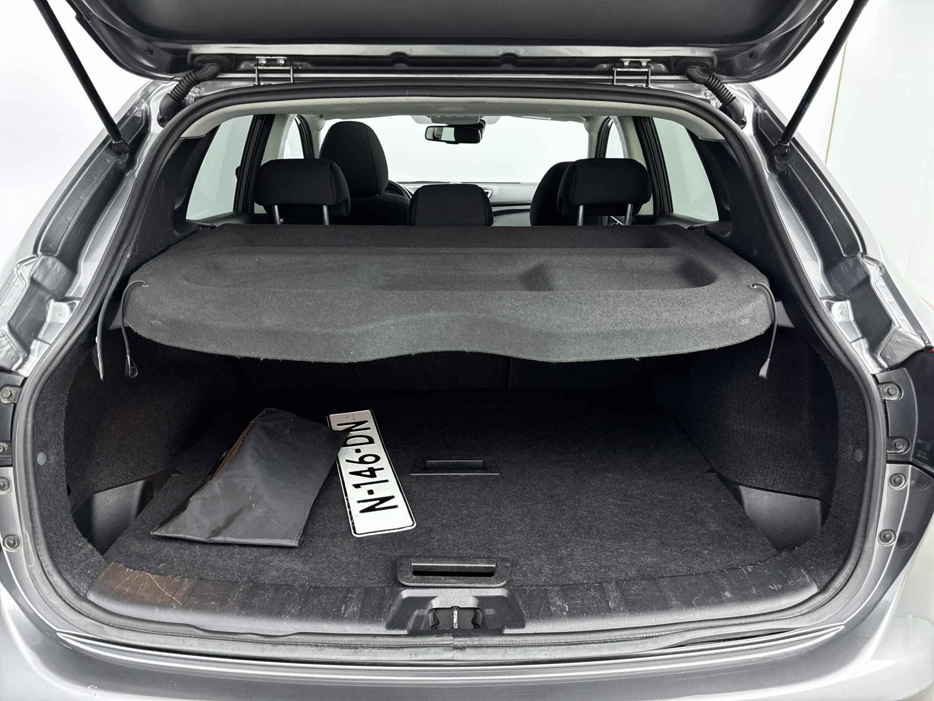 Nissan QASHQAI 1.2 Connect Edition // PANORAMA // TREKHAAK // KEYLESS // - 11/26