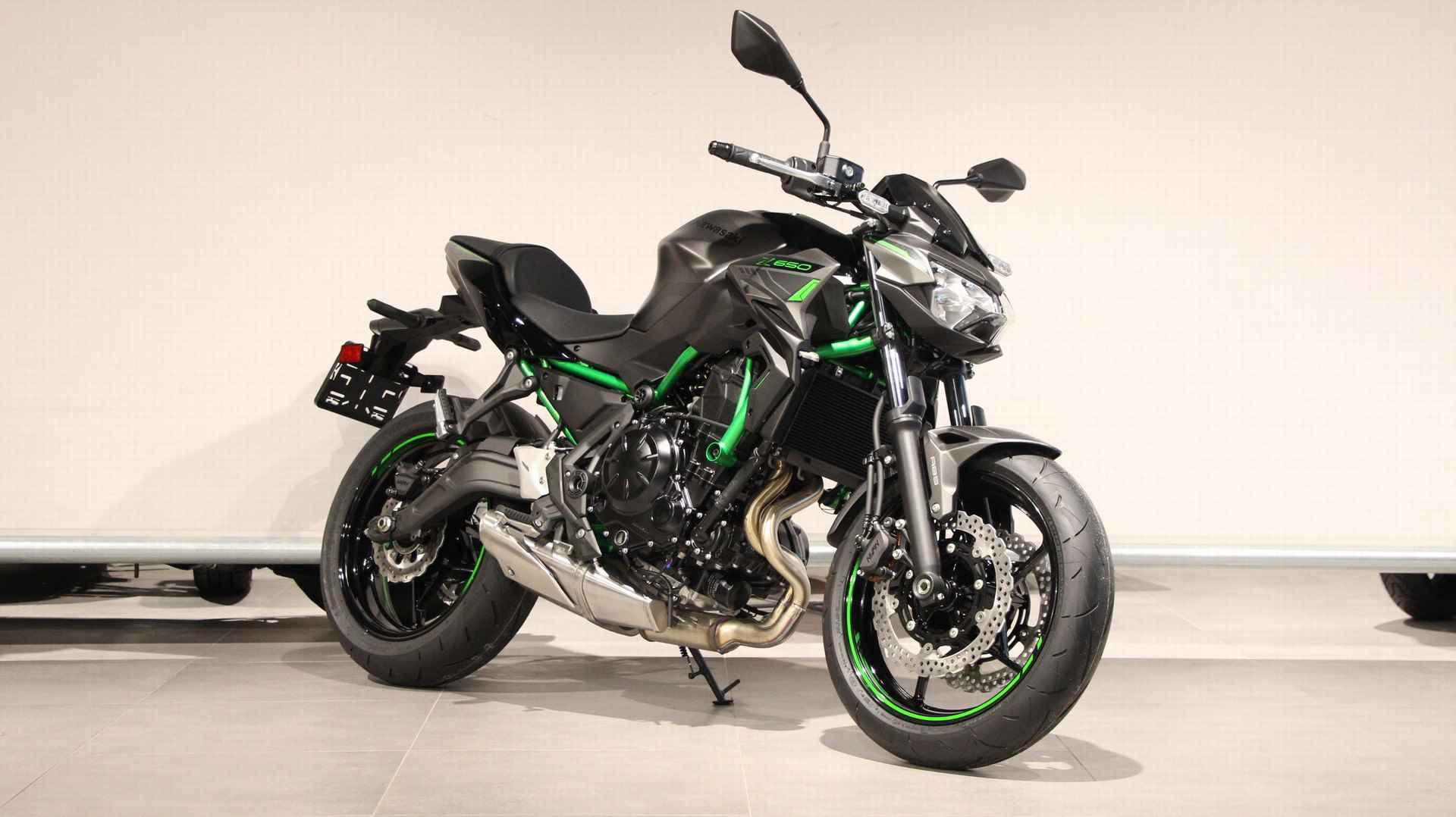 Kawasaki Z 650 - 2/8