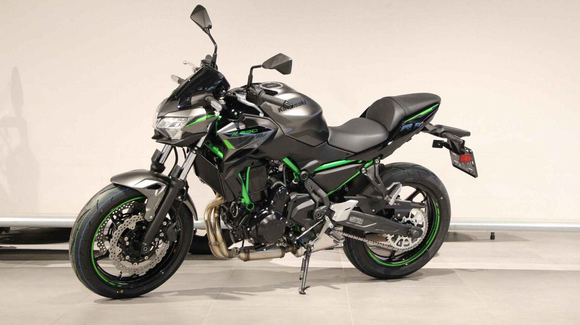 Kawasaki Z 650 - 5/8