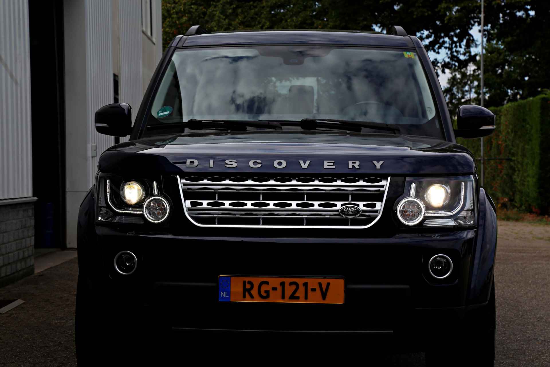 Land Rover Discovery 3.0 4 SDV6 256PK HSE 4WD Aut.*Perfect Onderh.*Panodak 3x/Luchtvering/Afneemb. Trekhaak/Standkachel/Harman-Kardon/Stoelverw.V+A/L - 17/60