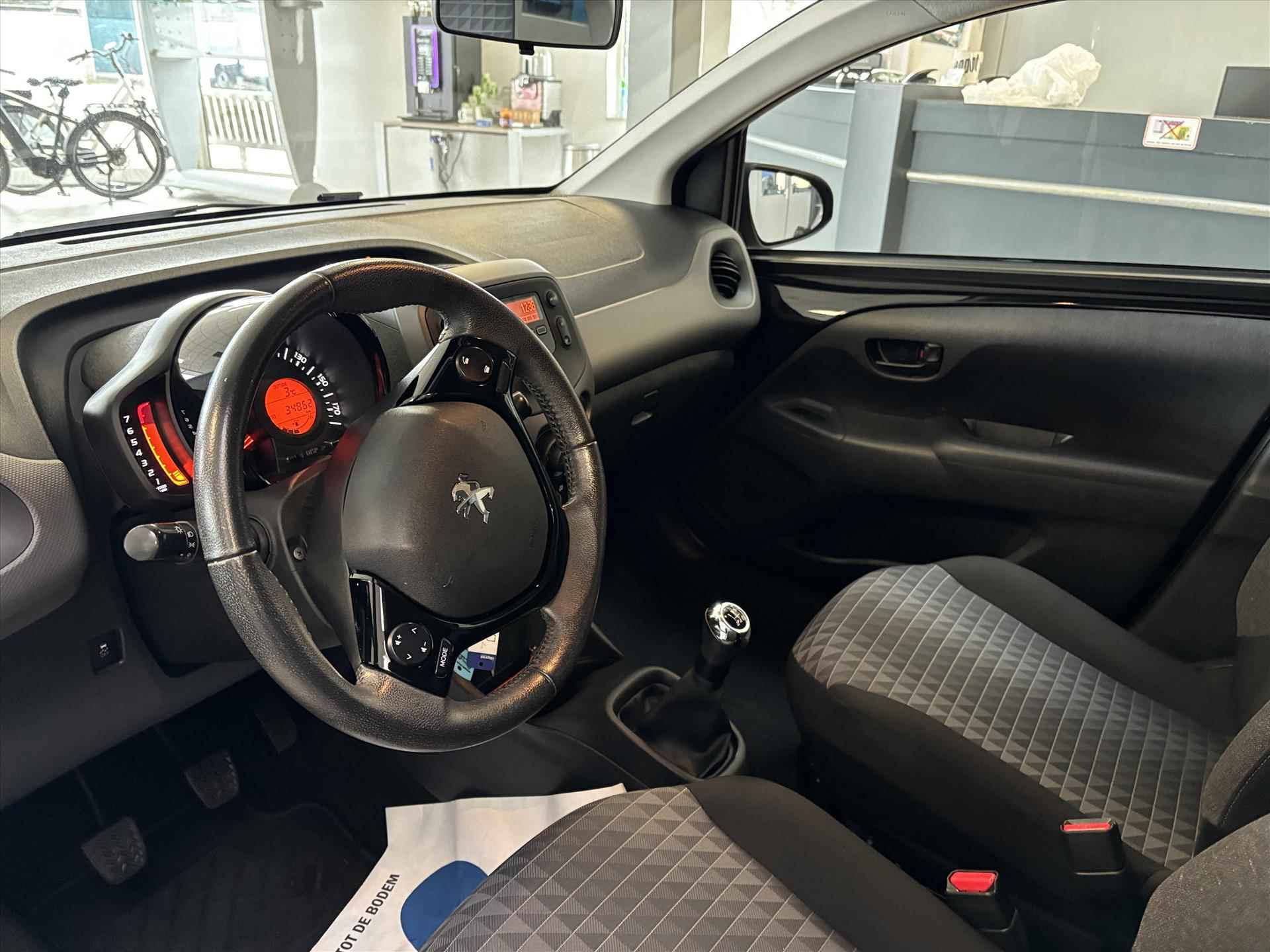 Peugeot 108 1.0  72pk 5D Active RIJKLAAR - 9/15