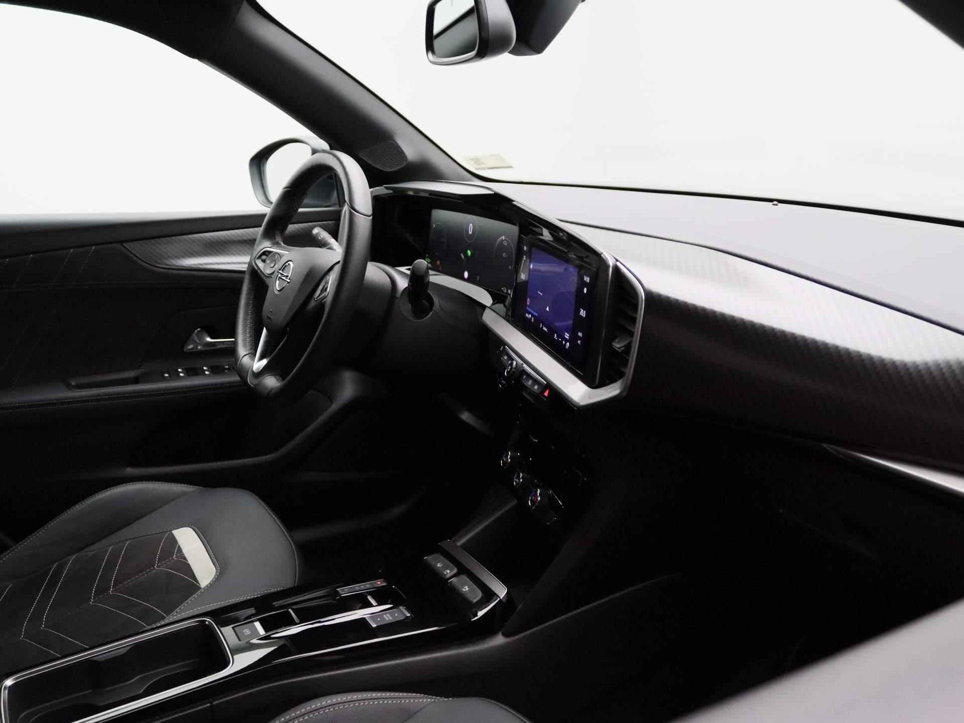Opel Mokka-e Ultimate 50-kWh | Half-Leder | Navigatie | Camera | Stoelverwarming | - 30/35