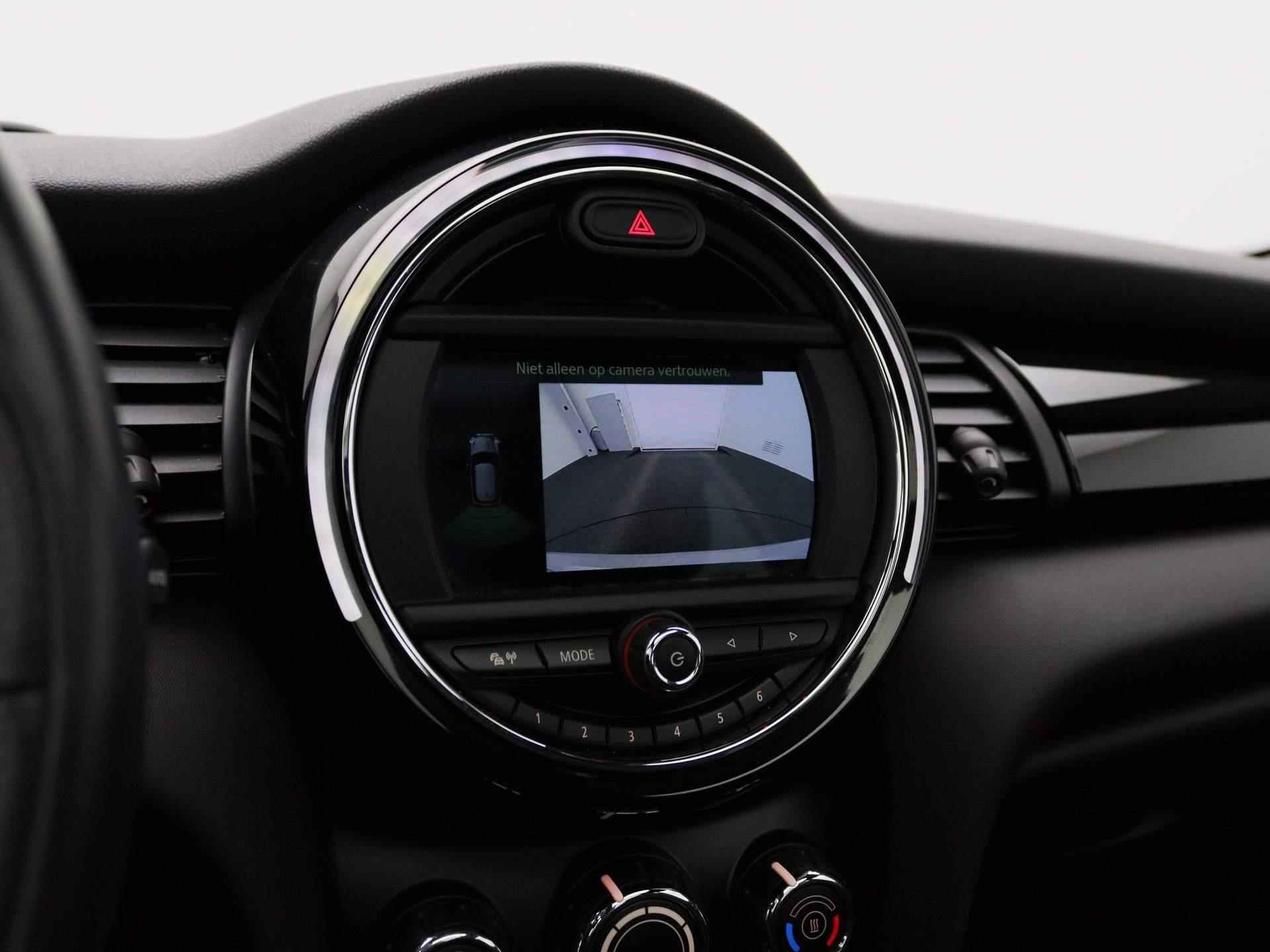 Mini Mini 2.0 Cooper S | Navigatie | Open/Schuifdak | Camera | Head-Up Display | Cruise-Control | - 18/42
