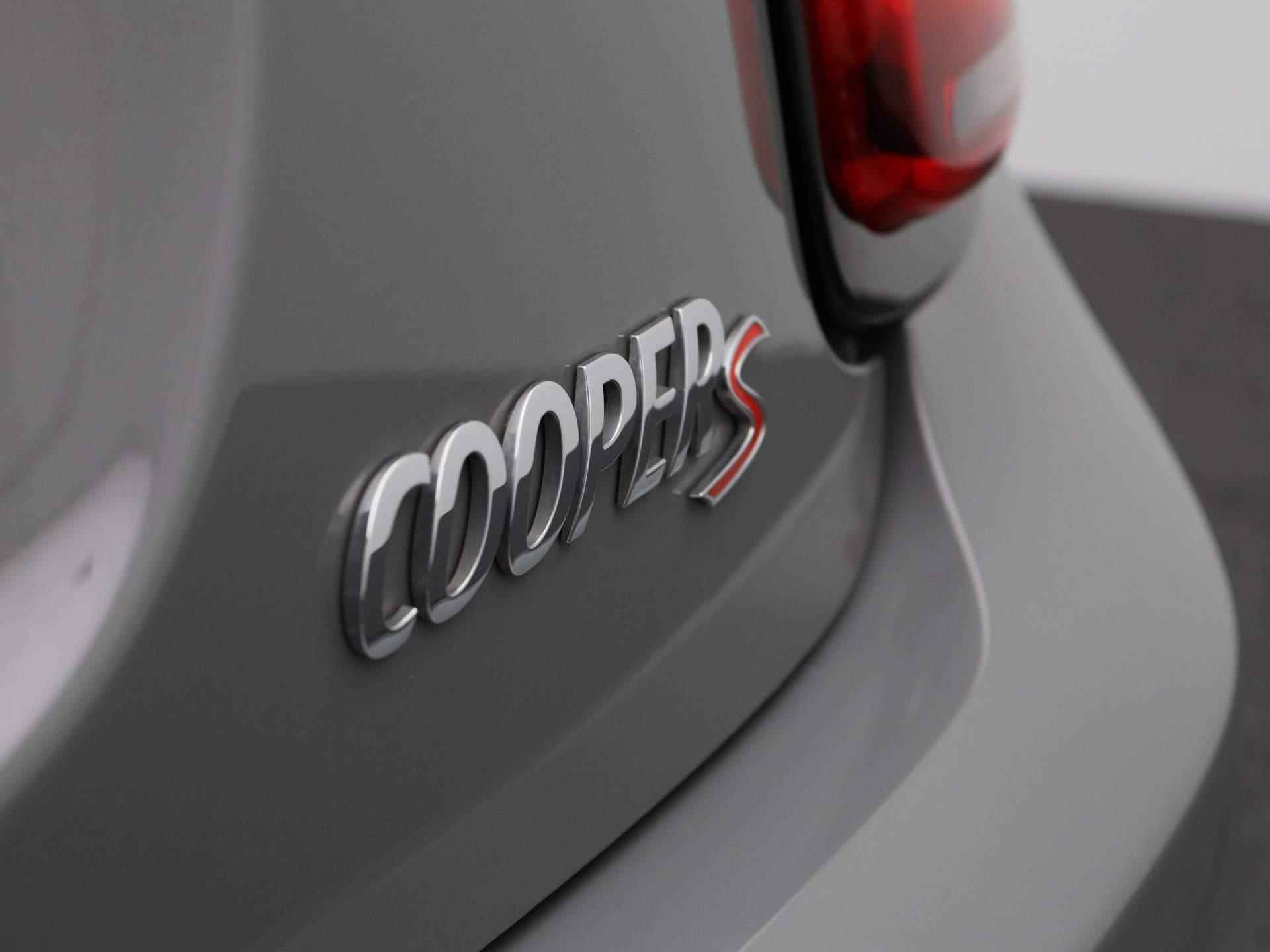 Mini Mini 2.0 Cooper S | Navigatie | Open/Schuifdak | Camera | Head-Up Display | Cruise-Control | - 33/42