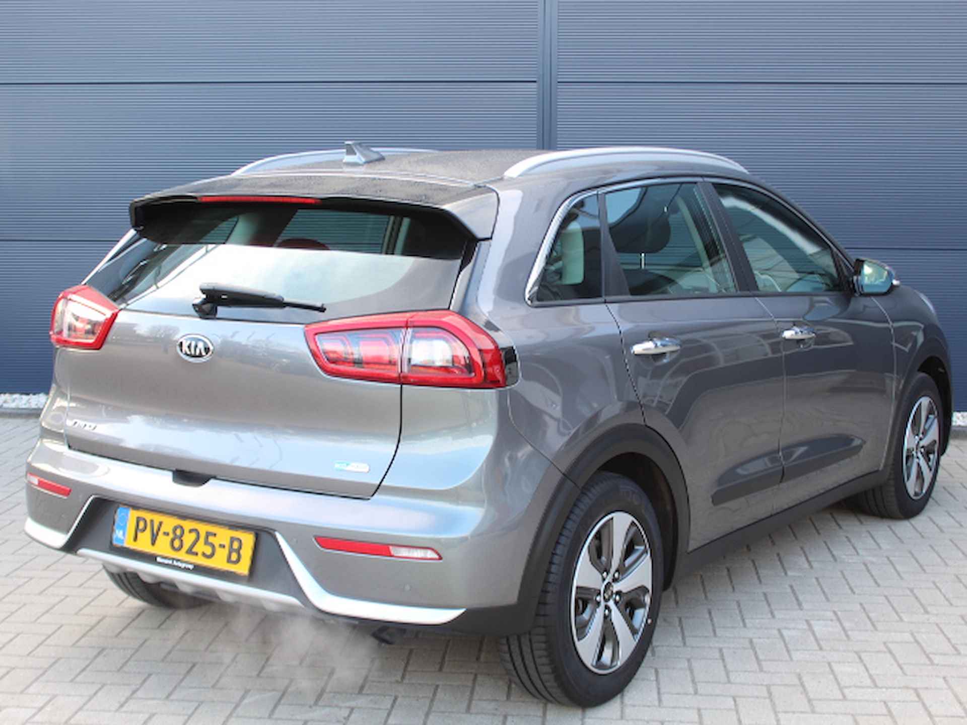 KIA Niro 1.6 GDi Hybrid 141pk DCT6 DynamicLine - 6/44