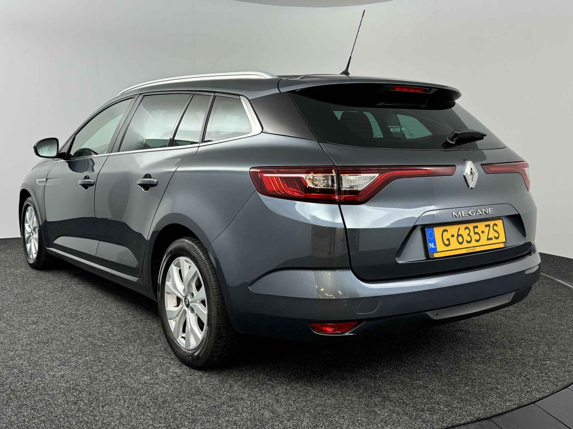 Renault Mégane Estate 1.5 Blue dCi Limited - 7/48