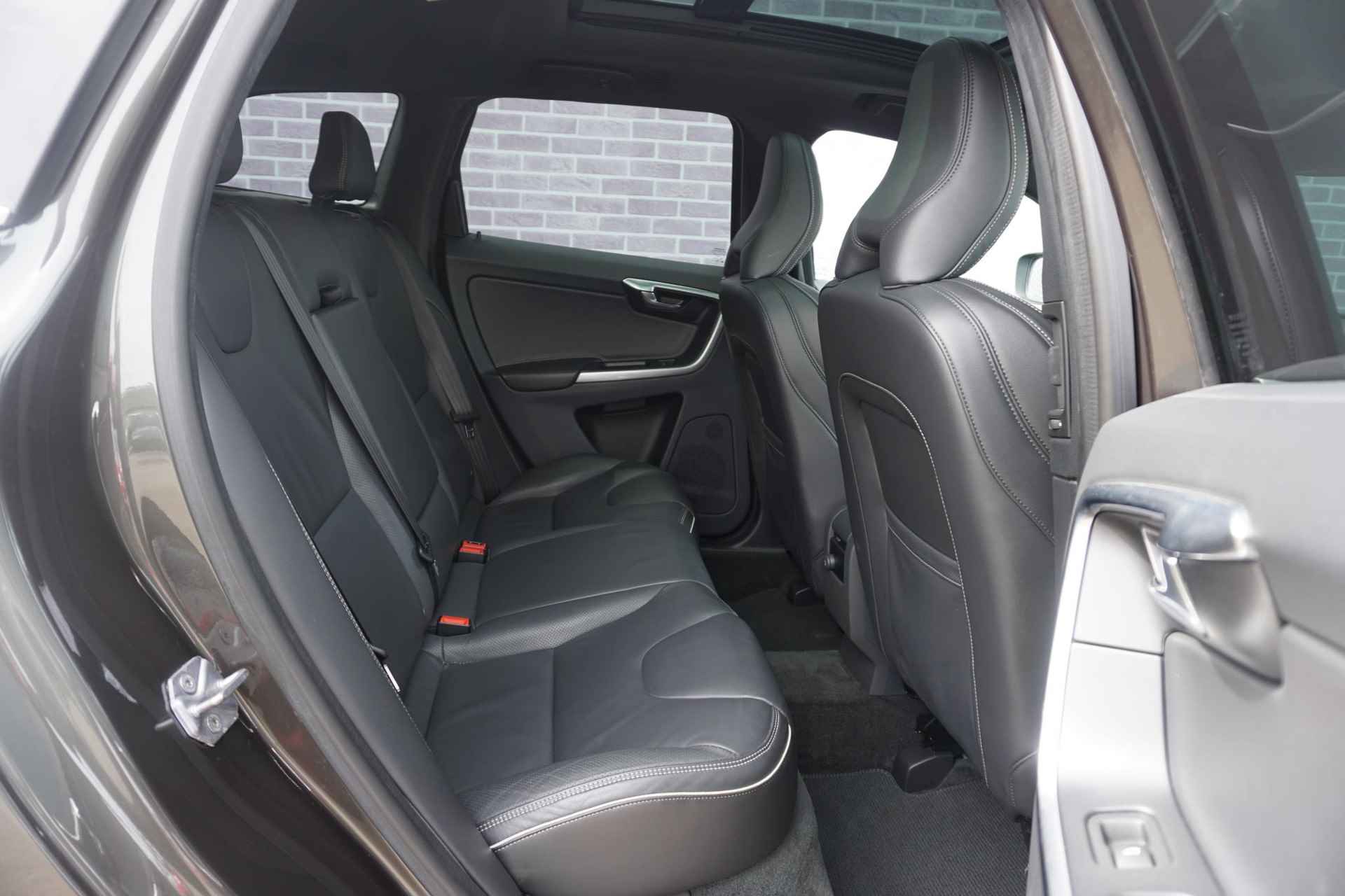 Volvo XC60 2.0 T6 AWD R-Design | Uniek | Pine Grey | Blis | Adaptieve Cruise Controle | Panorama-Schuifdak | VOL - 6/35
