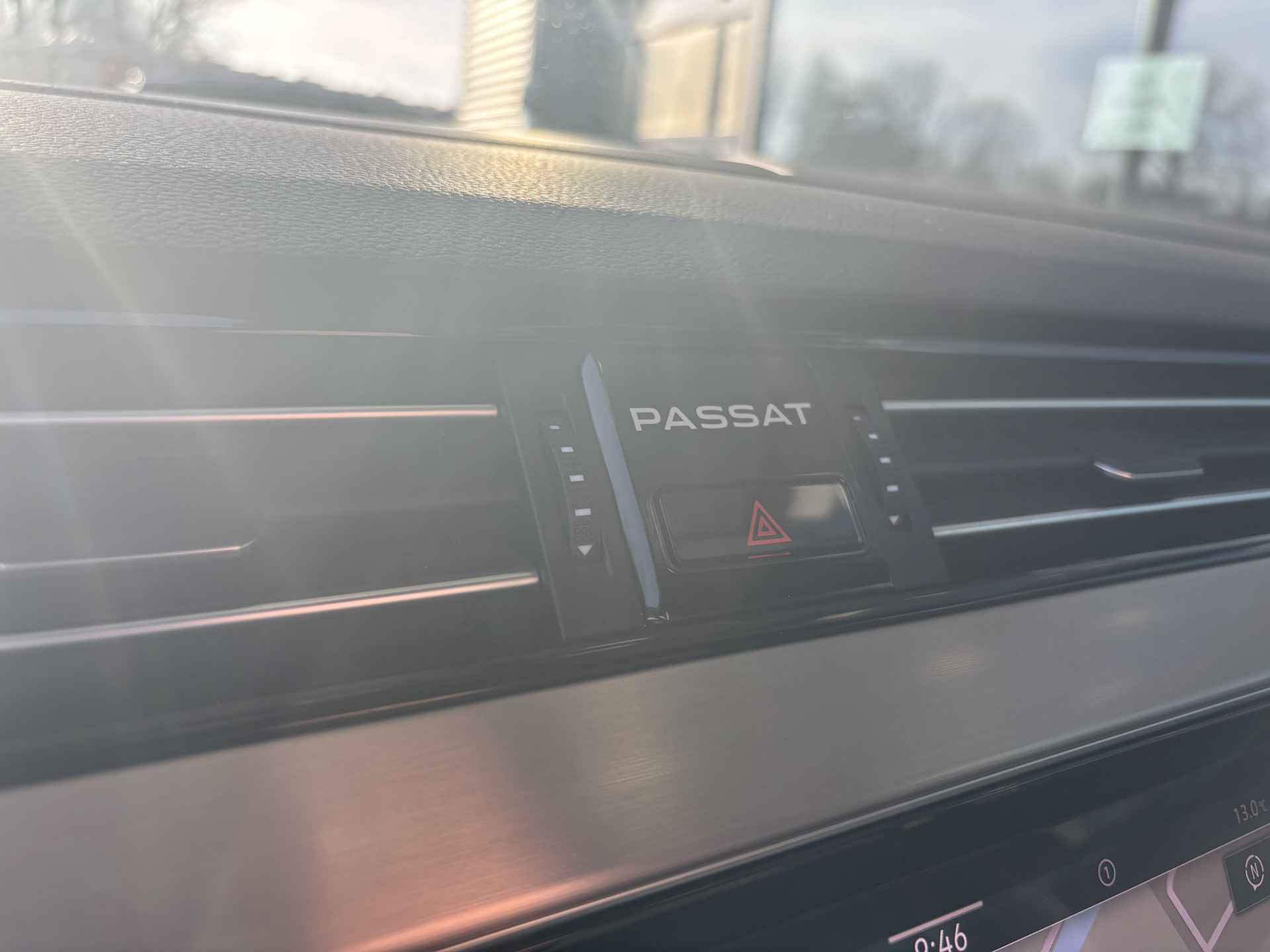 Volkswagen Passat Variant 1.4 TSI PHEV GTE Business / Panorama dak / 18 Inch / Leer / Zwenkbare trekhaak / Led Matrix / Virtual Cockpit / Memory Seat + Massage - 23/33