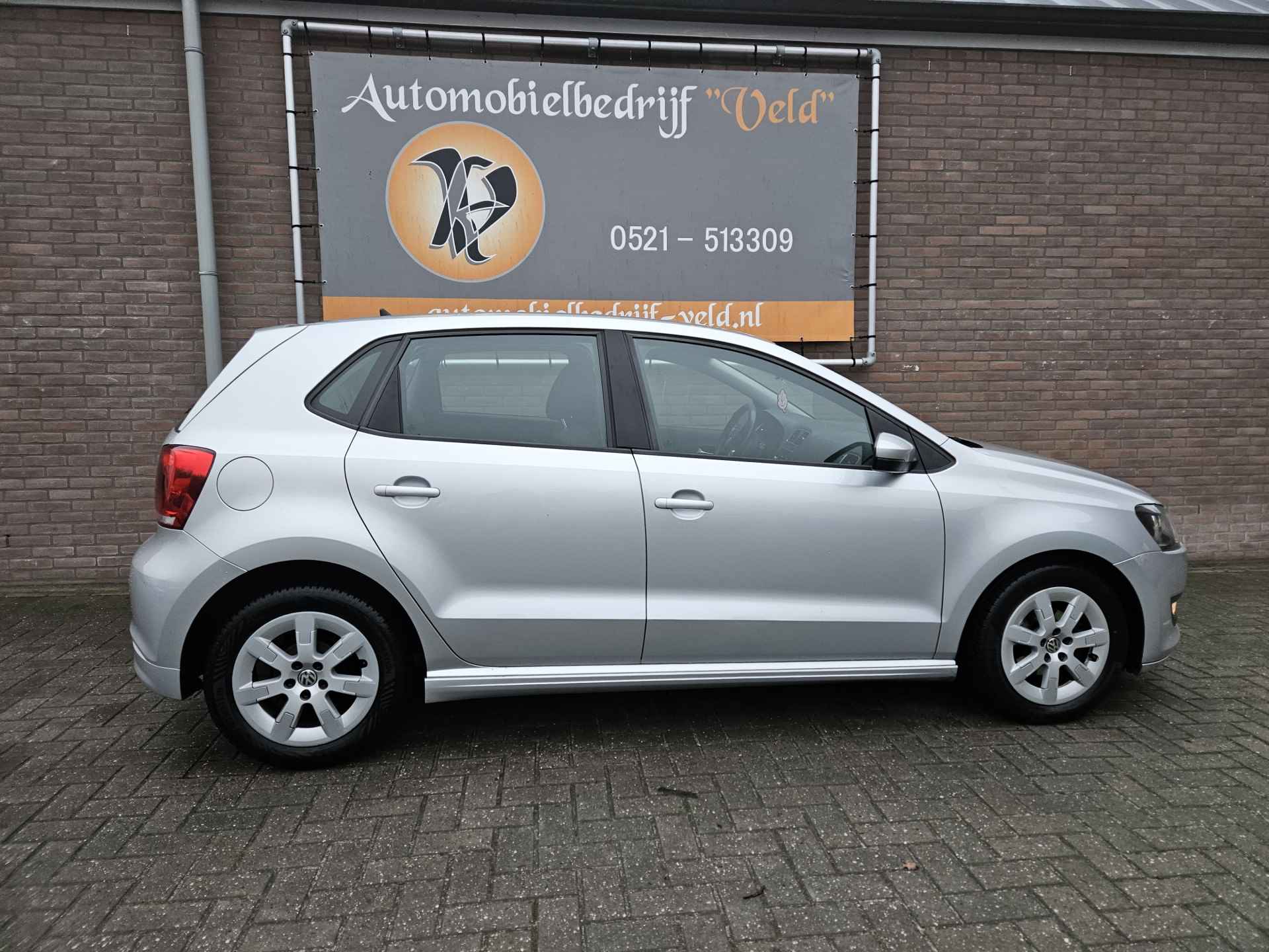 Volkswagen Polo 1.2 TDI BlueMotion Comfortline - 22/25