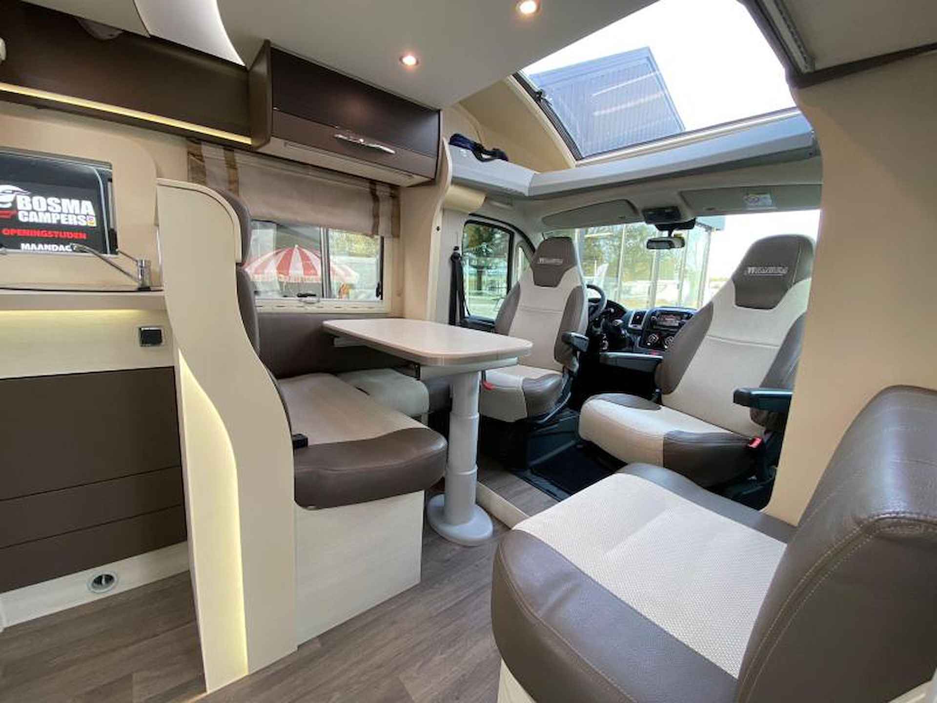 Chausson Titanium 718 XLB Queensbed Hefbed 41000 km - 11/22