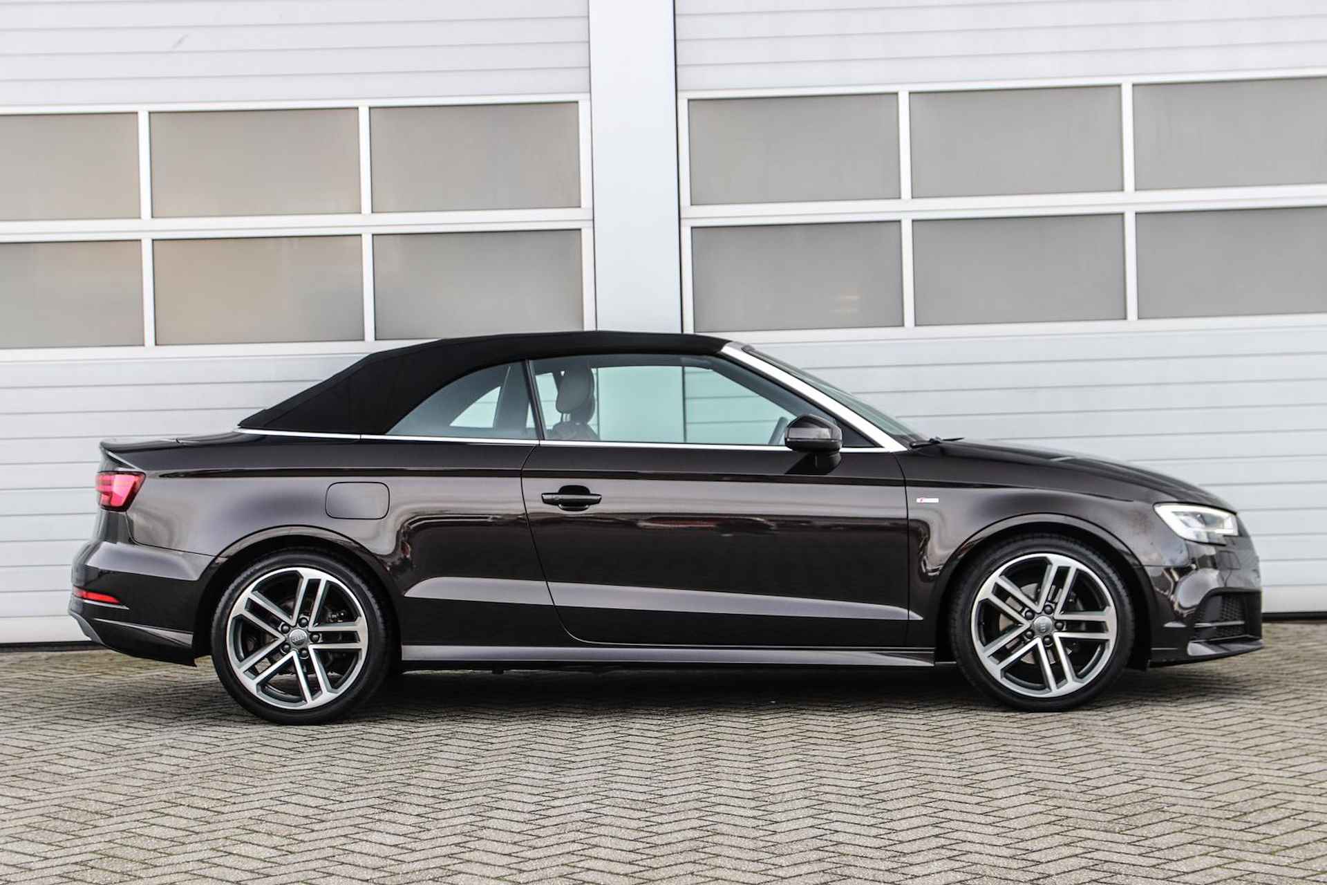 Audi A3 Cabriolet 1.4 TFSI CoD 150pk S-tronic S-Line | Nekverwarming | Leder - 12/41