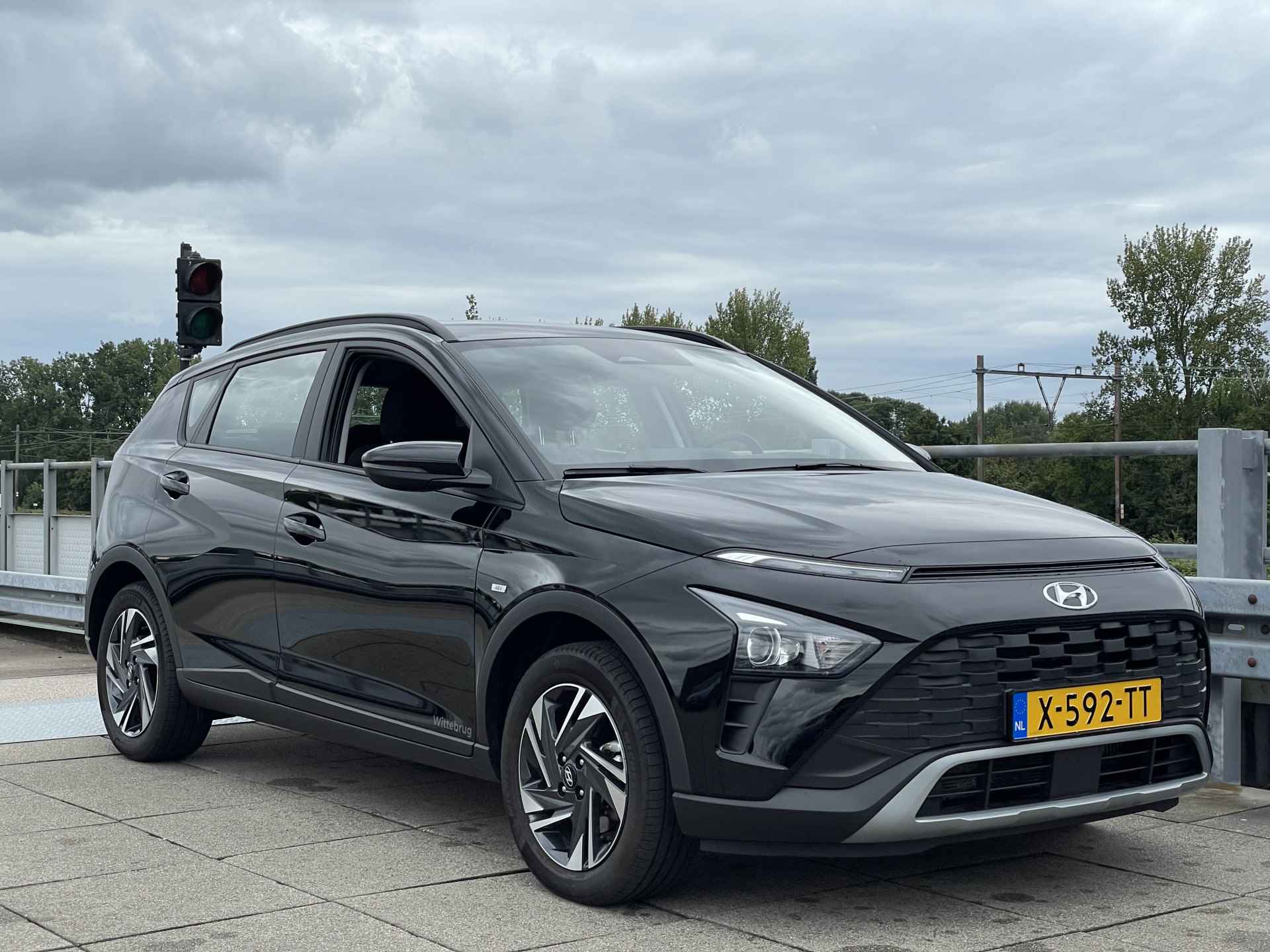 Hyundai Bayon 1.0 T-GDI Comfort Smart | Navigatiesysteem | Achteruitrijcamera | Cruise Control | Rijklaarprijs! - 33/34