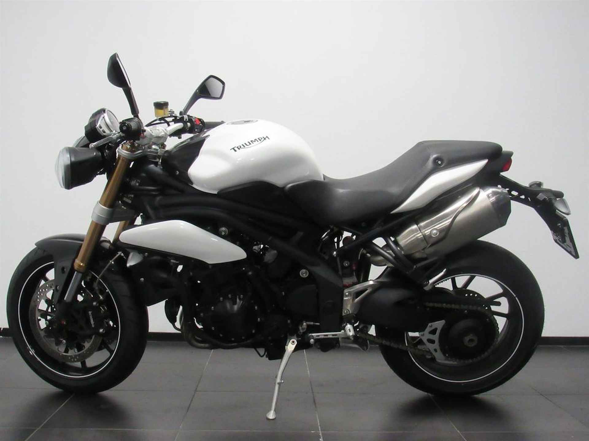 Triumph SPEED TRIPLE 1050 ABS - 4/13