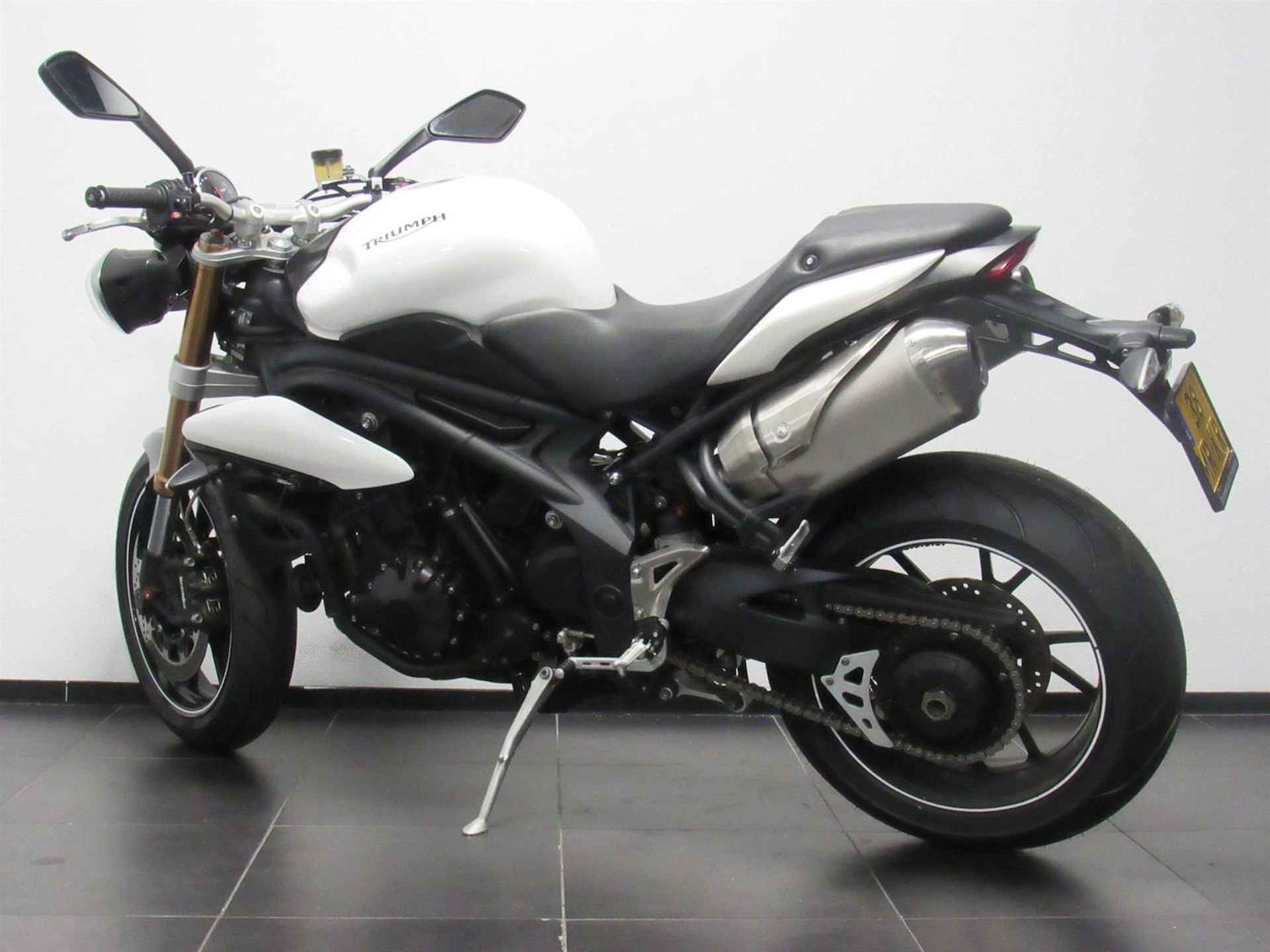 Triumph SPEED TRIPLE 1050 ABS - 2014 - 5/13