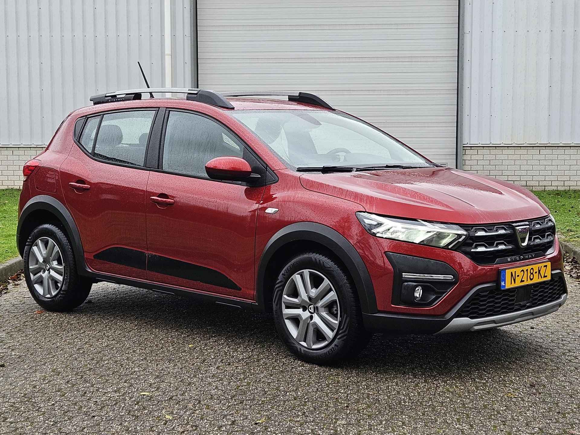 Dacia Sandero Stepway 1.0 TCe 90 Comfort / 1e Eigenaar / Dealer Onderhouden / All Season Banden / Draadloos Carplay / Android Auto / Sensoren Achter / Cruise Control / LED Lampen / - 20/42