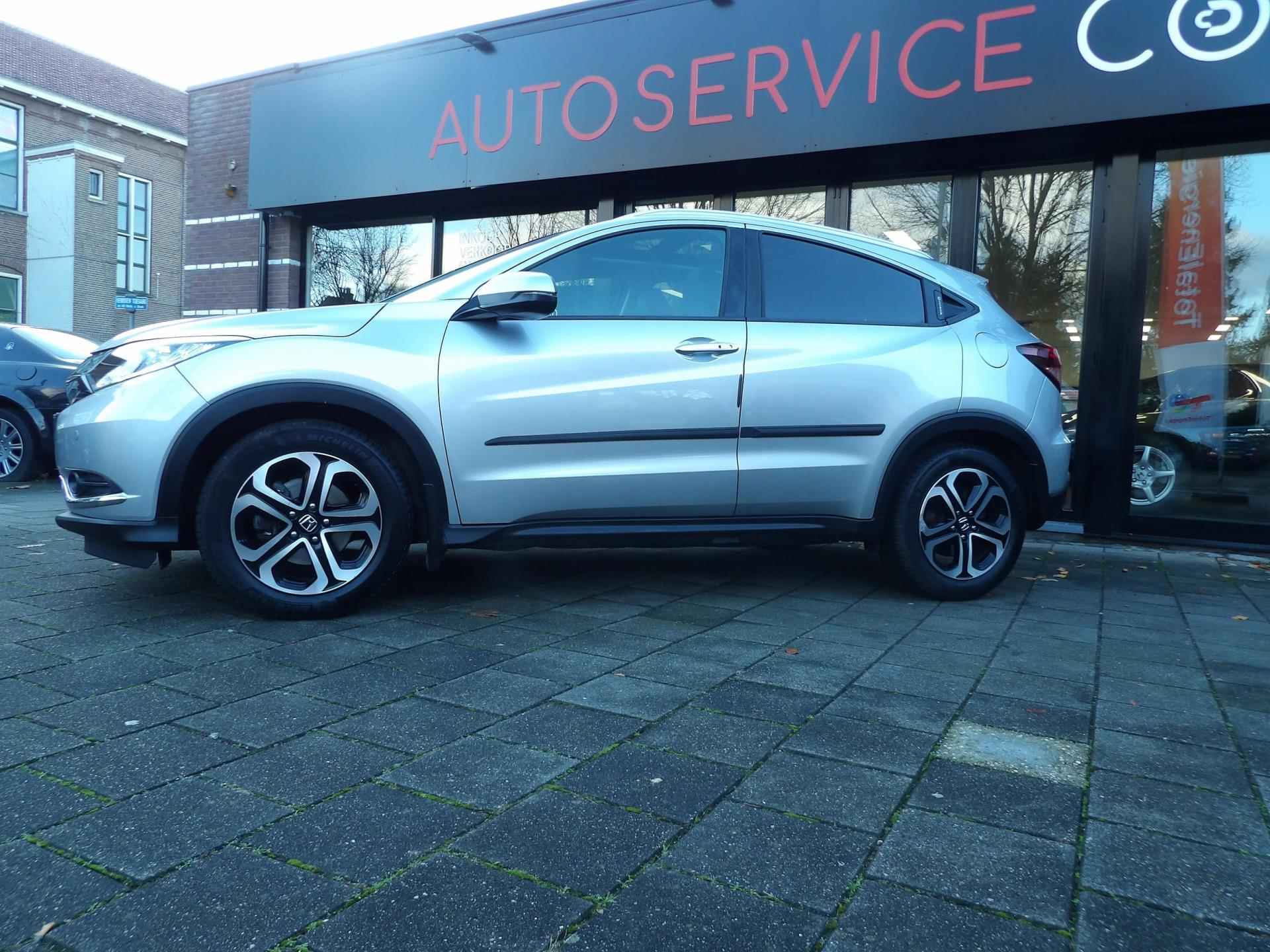 Honda HR-V 1.5 i-VTEC Executive // PANORAMA / AIRCO / CRUISE CONTROL volledig onderhouden incl bovag garantie - 5/11