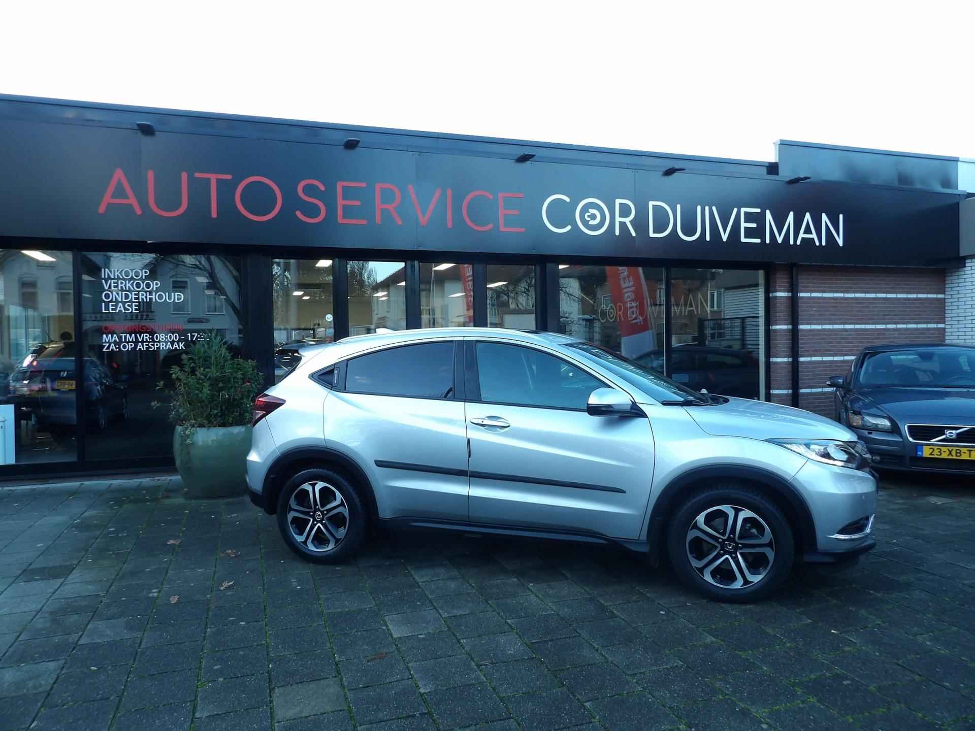 Honda HR-V 1.5 i-VTEC Executive // PANORAMA / AIRCO / CRUISE CONTROL volledig onderhouden incl bovag garantie - 8/11