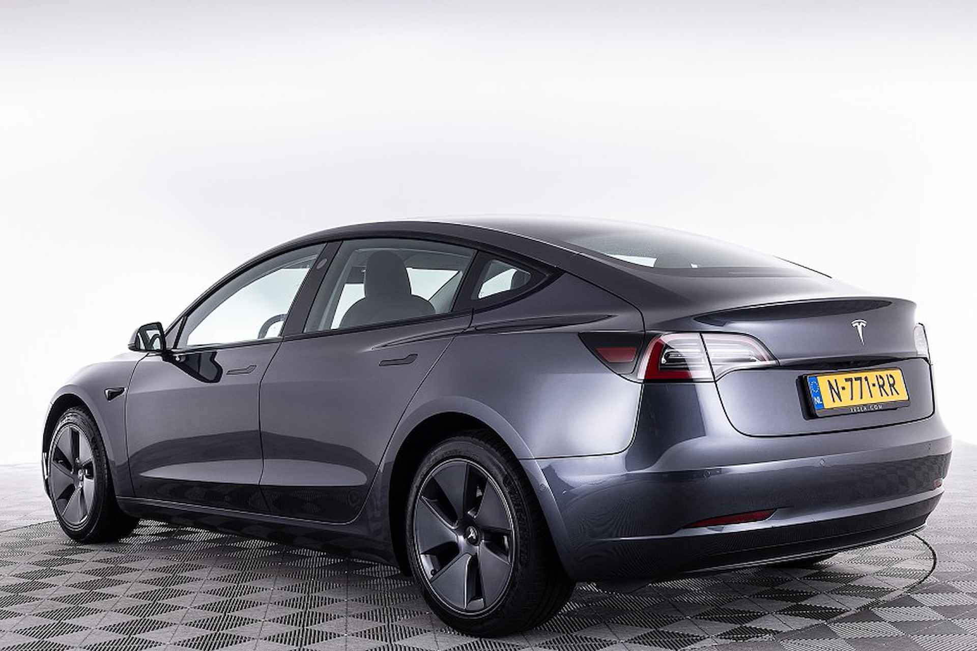 Tesla Model 3 Standard RWD Plus 60 kWh | PANORAMADAK | LEDER ✅ 1e Eigenaar . - 2/26