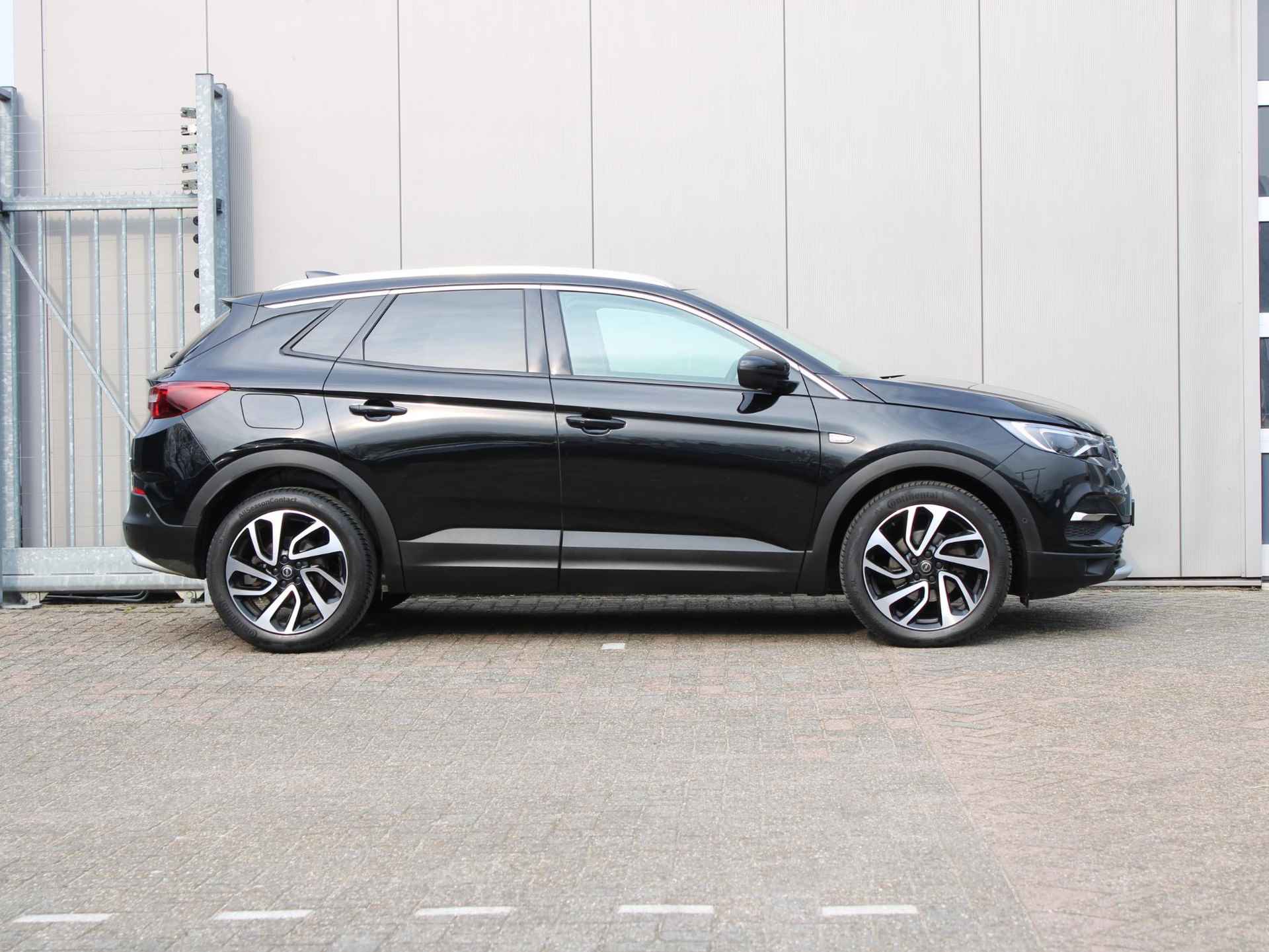 Opel Grandland X 1.6 Turbo Ultimate Automaat | Navi / Camera / Climate - 8/25