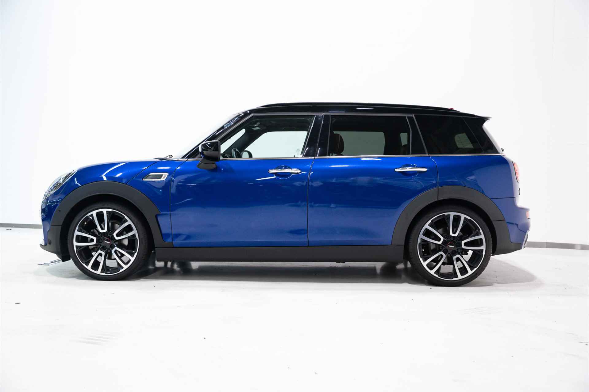 MINI Clubman Cooper Serious Business JCW-Pack Aut. . - 5/26