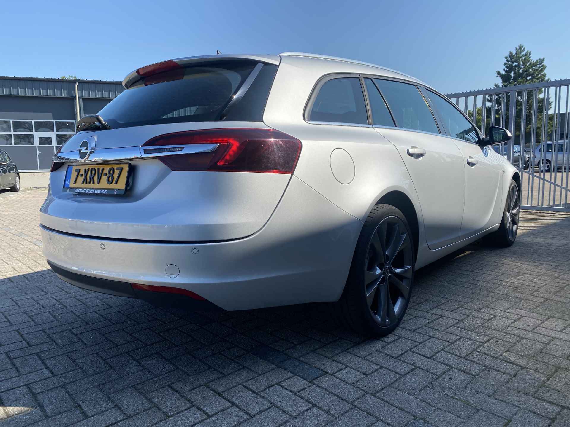 Opel Insignia Sports Tourer 1.4 Turbo 140 PK Business+Sport Navigatie, Sportintr, Xenon, Stoel+stuurverw, etc..!! - 10/24