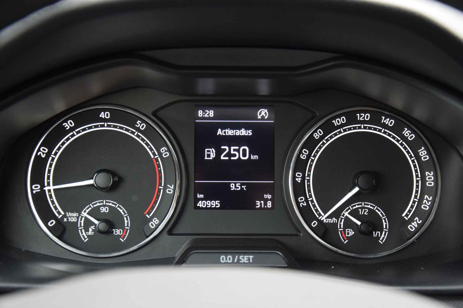 Škoda Scala 1.0 TSI 116PK Sport Business | NL Auto | BOVAG Garantie | Full LED | Stoelverwarming | PDC Achter | Sportstoelen | Apple Carplay/Android Auto | - 14/40