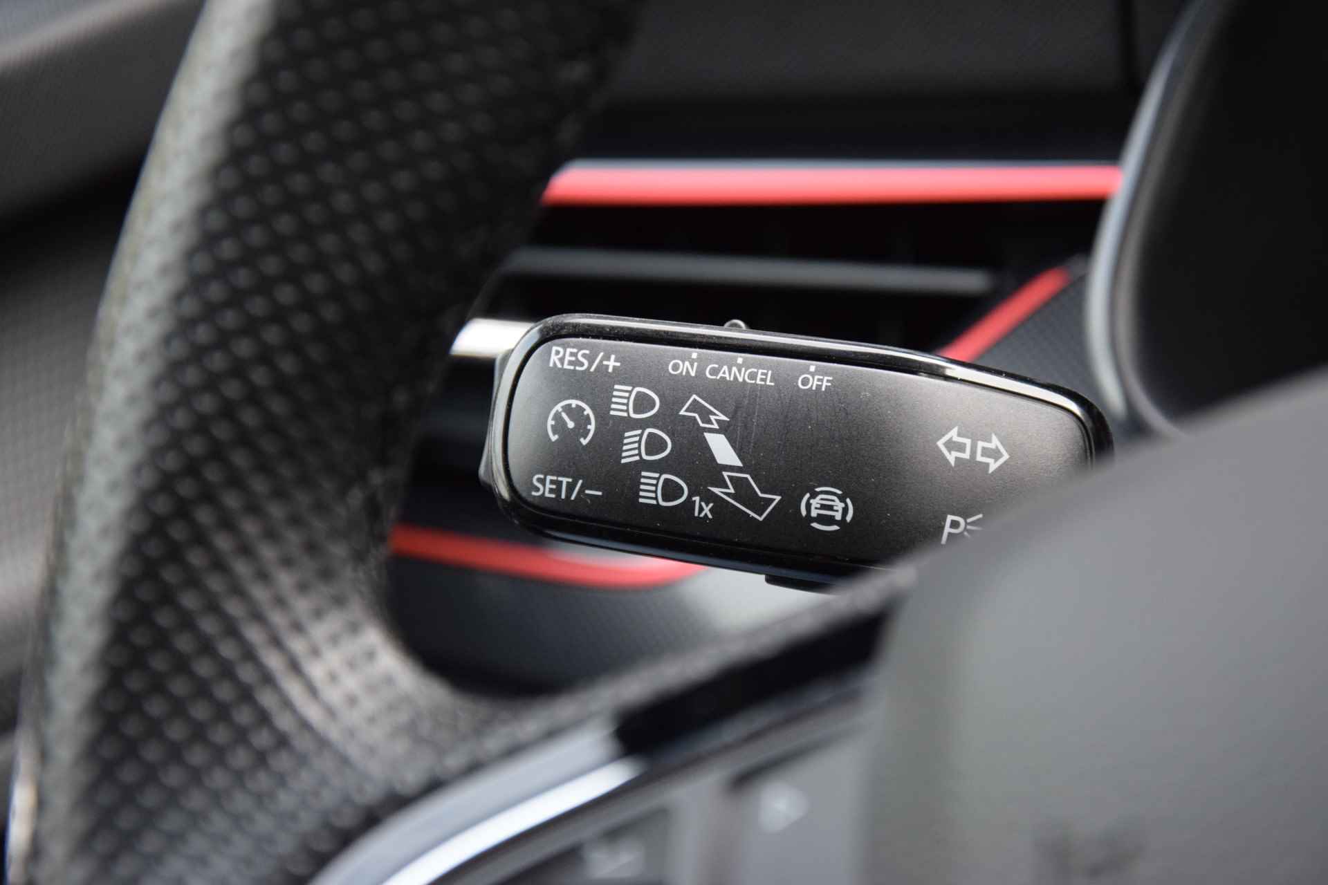 Škoda Scala 1.0 TSI 116PK Sport Business | NL Auto | BOVAG Garantie | Full LED | Stoelverwarming | PDC Achter | Sportstoelen | Apple Carplay/Android Auto | - 27/40