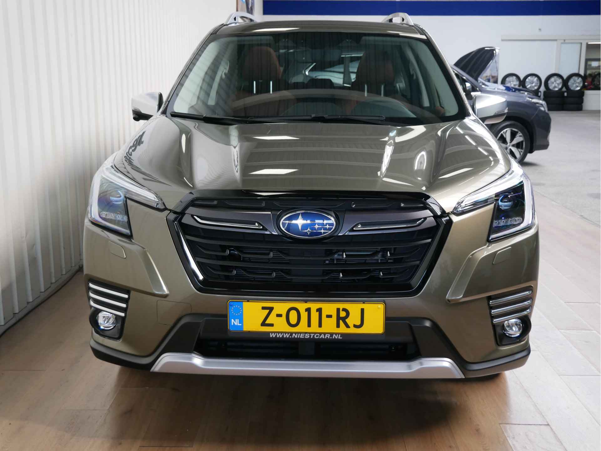 Subaru Forester 2.0i E-boxer Premium Eye-Sight / Navigatie / Apple Carplay en android auto - 25/27