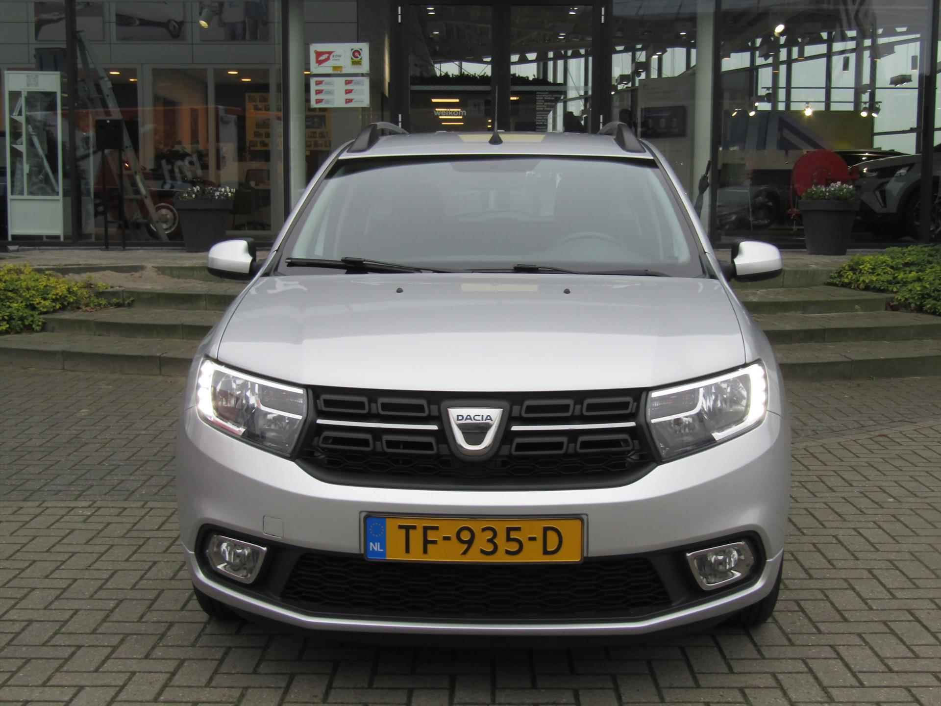 DACIA Logan 0.9 Tce 90pk Lauréate Bi-Fuel / Navigatie / Cruise- Control - 4/25